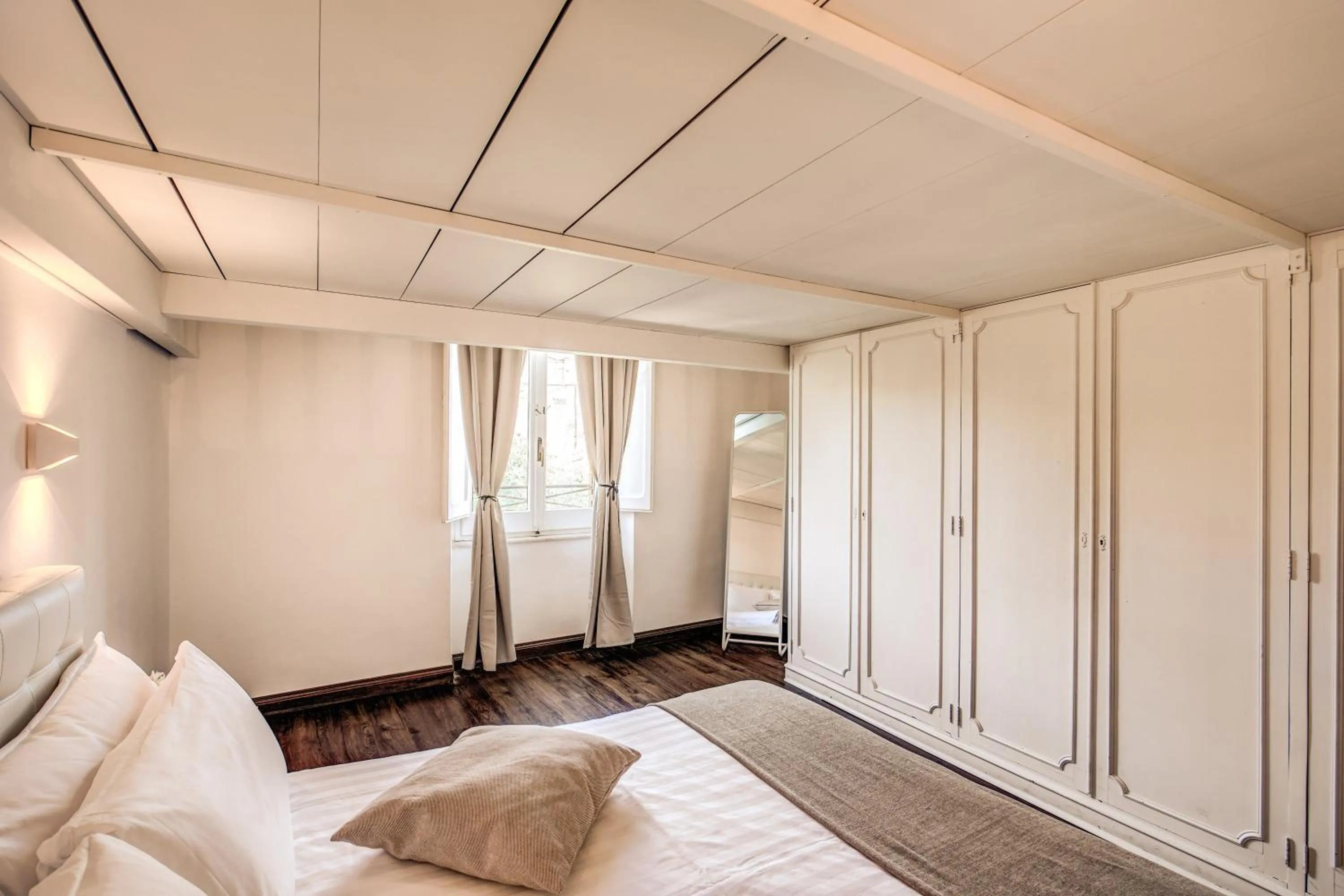 Bedroom, Bed in YourSuiteRome