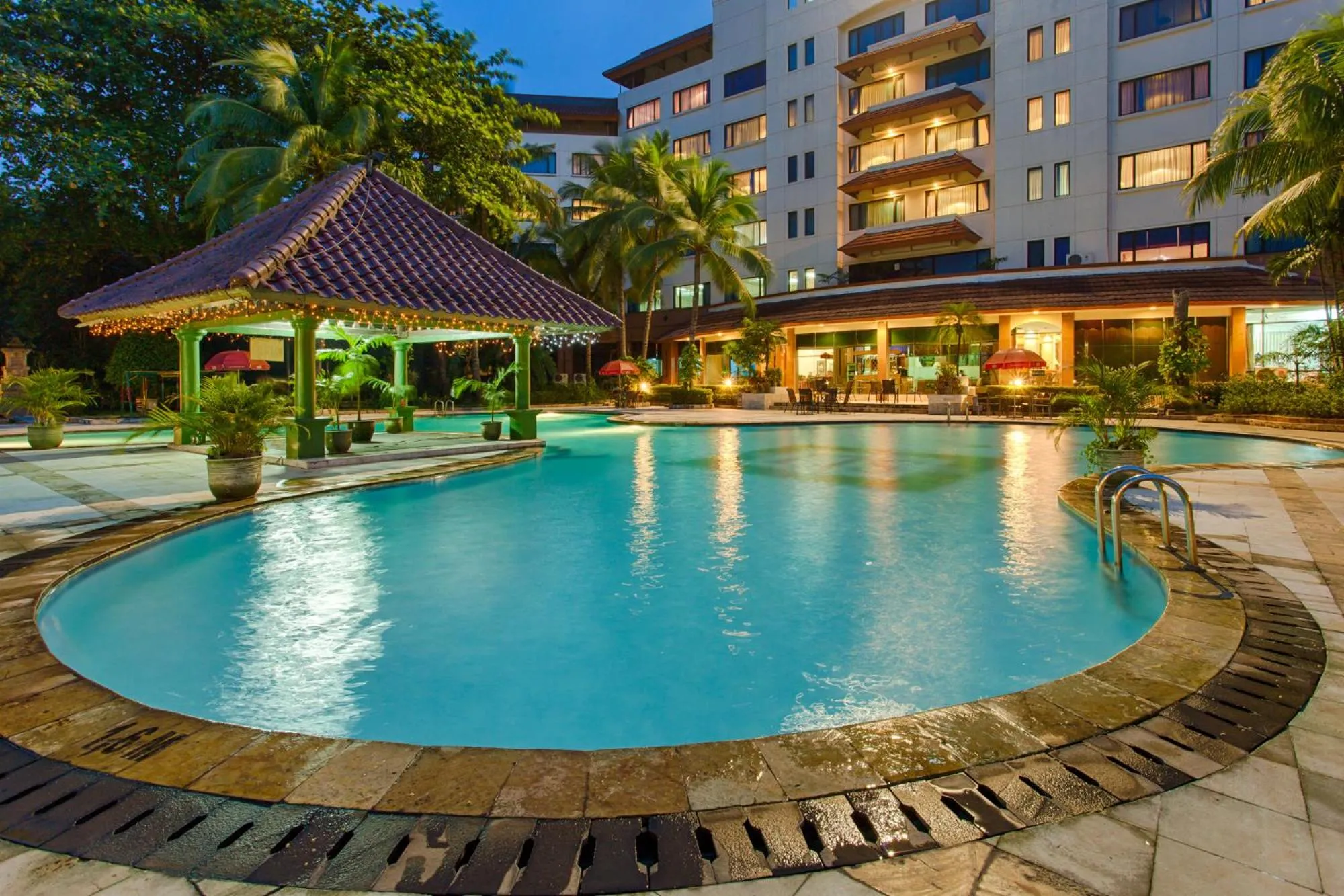 Swimming pool in Hotel Sahid Jaya Lippo Cikarang