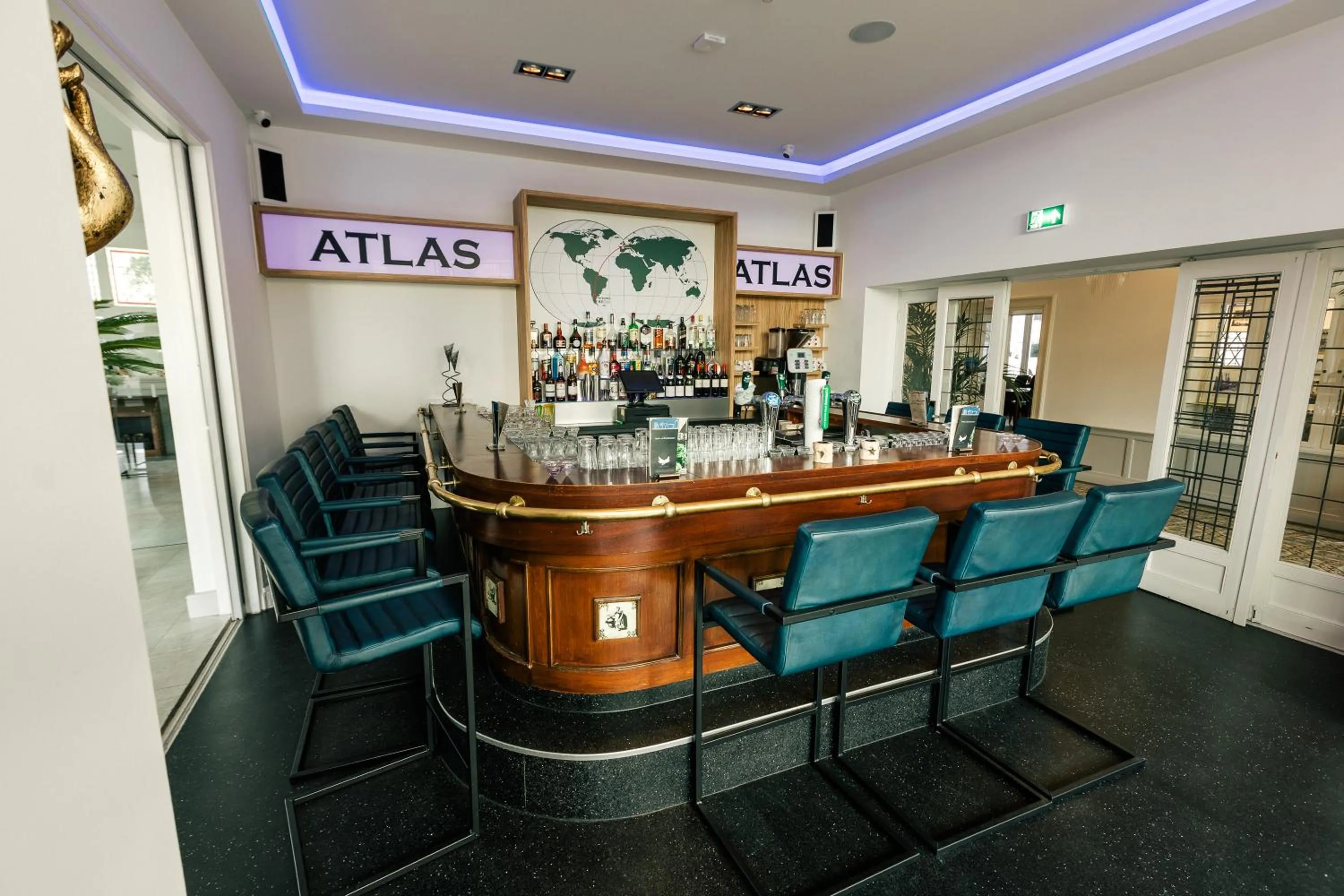 Lounge or bar in Atlas Hotel