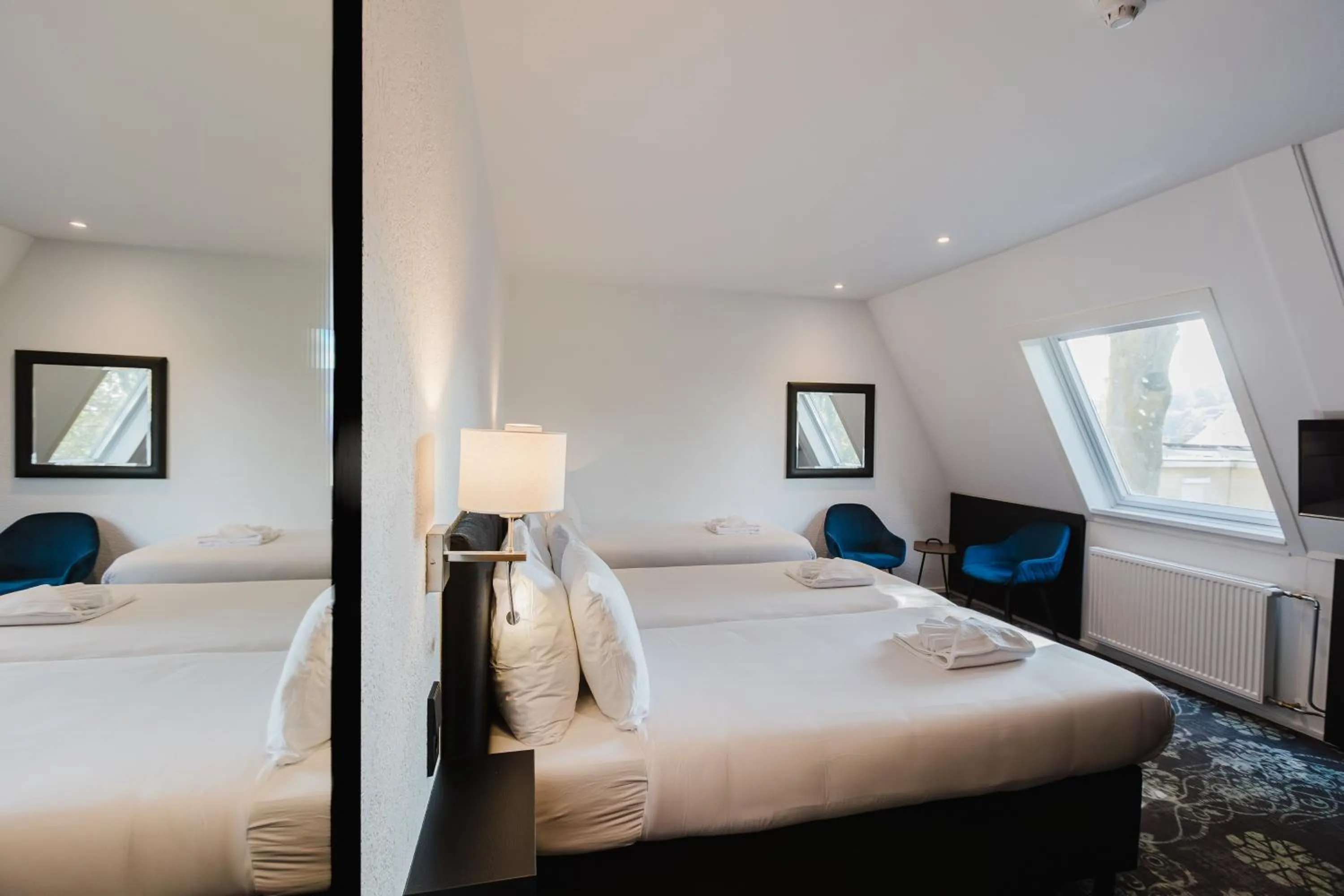 Photo of the whole room, Bed in Atlas Hotel