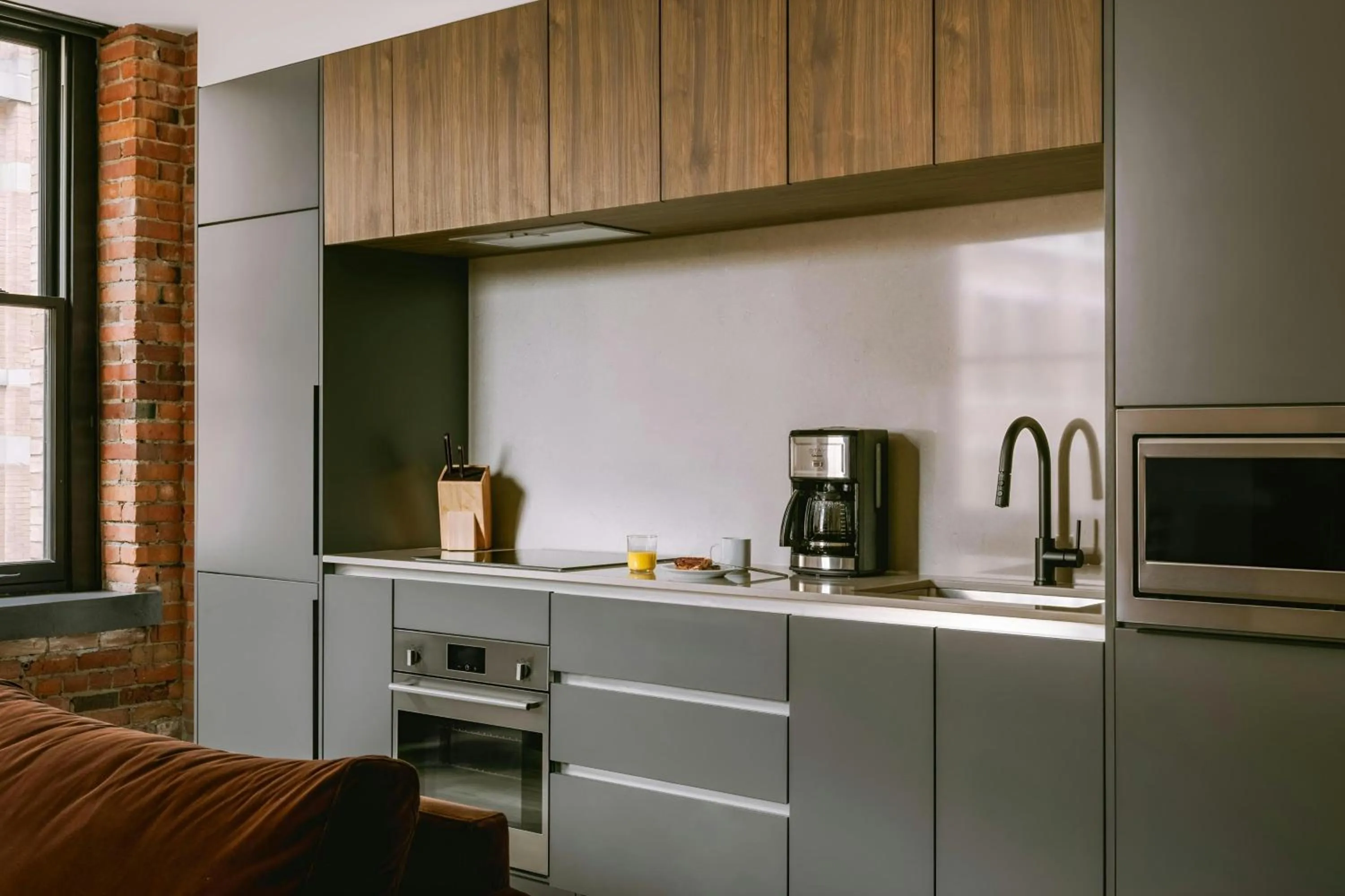 Kitchen or kitchenette in Sonder by Marriott Bonvoy Apollon Apartments Old Montreal