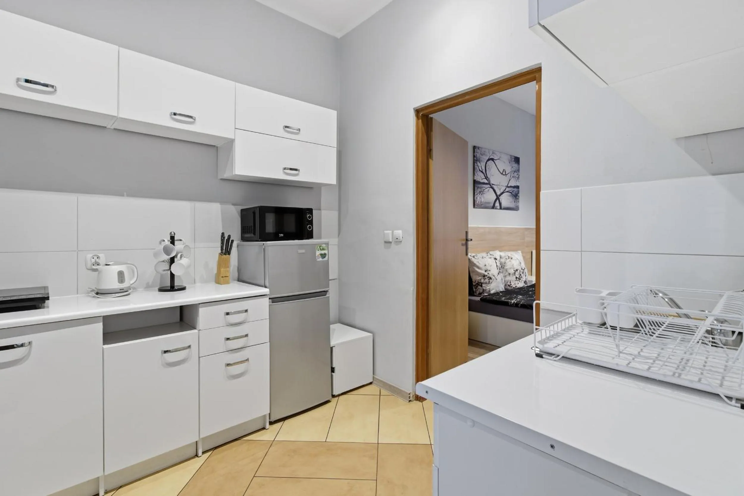 Coffee/tea facilities in Queen Apartments