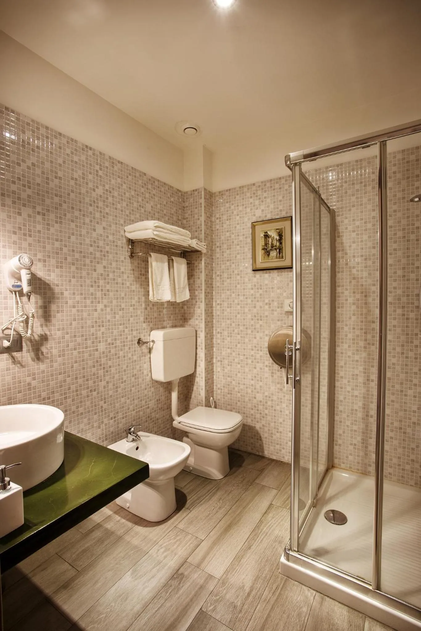 Bathroom in Igiban Hotel