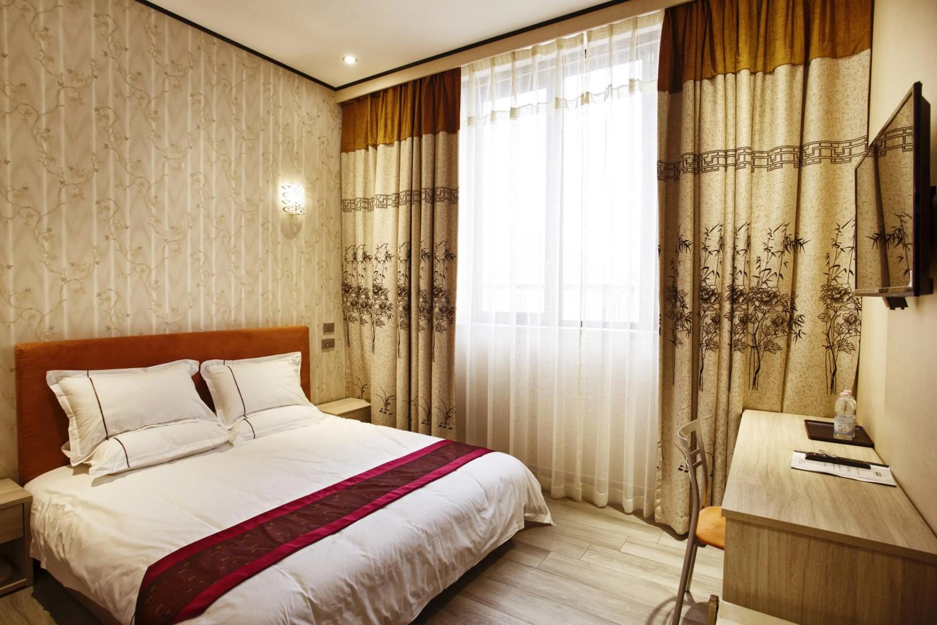 Bedroom, Bed in Igiban Hotel