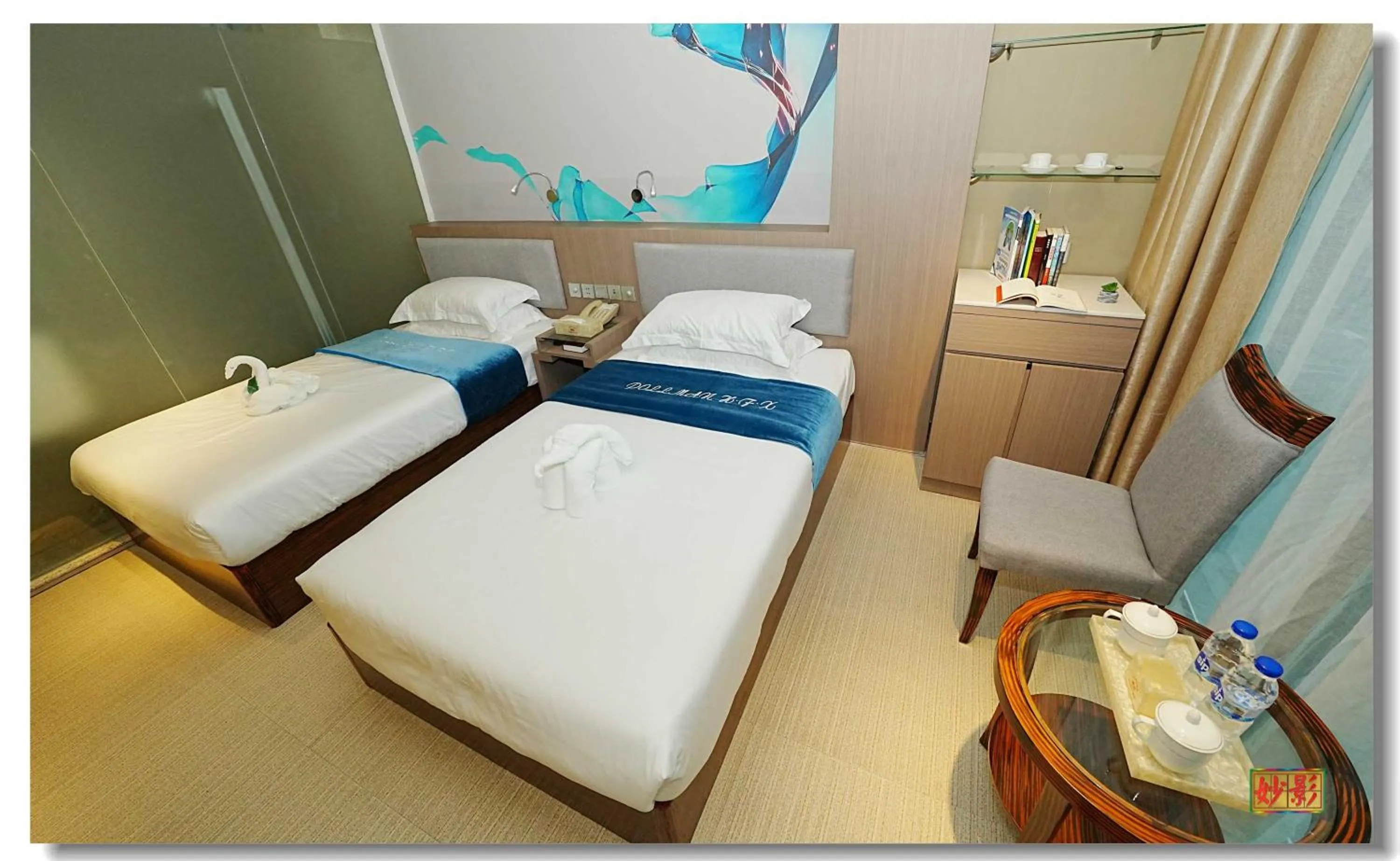 Bed in pristinehotel