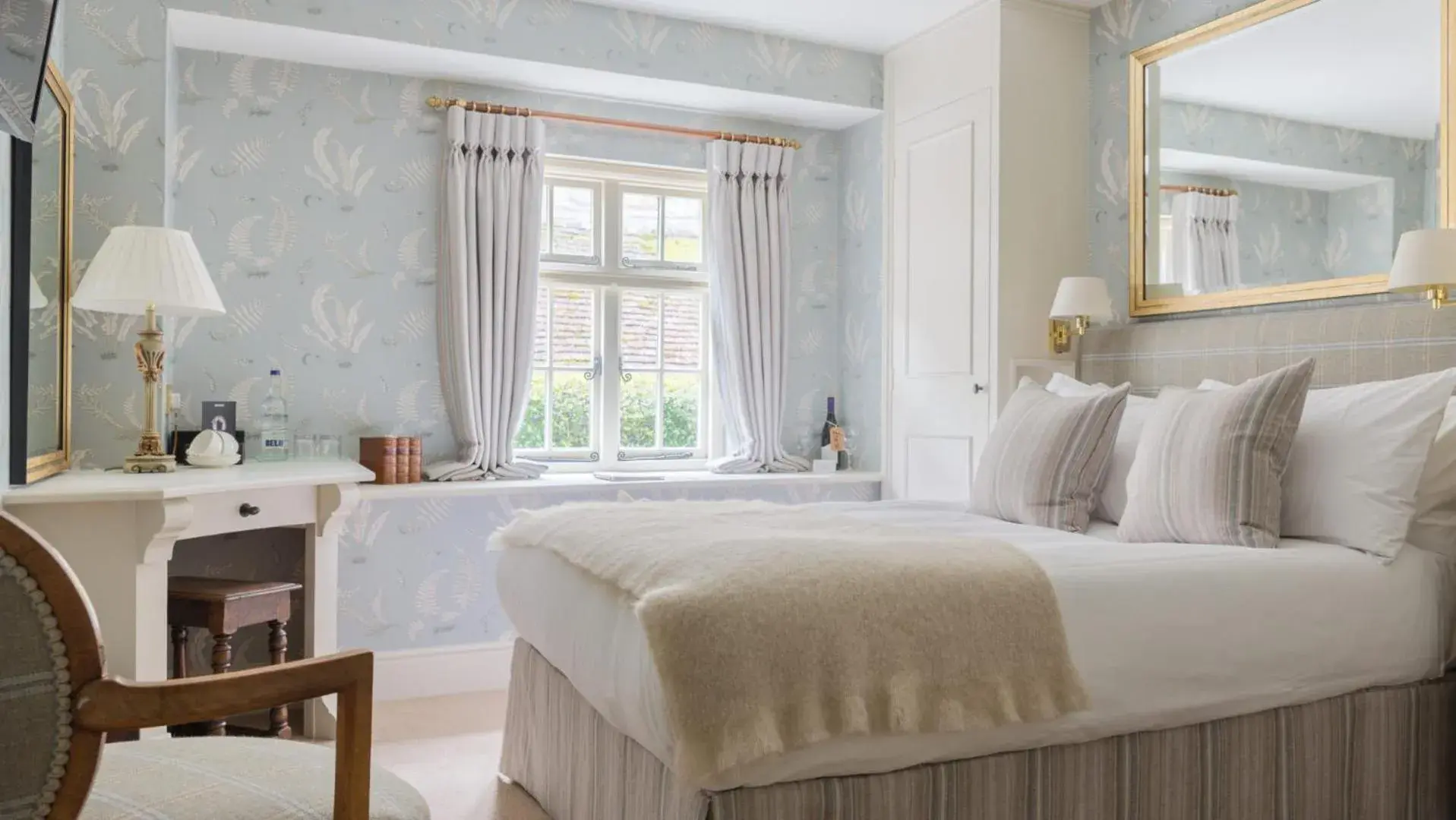 Double Room with Courtyard View in Priory Wareham Double Room with Courtyard View in Priory Wareham