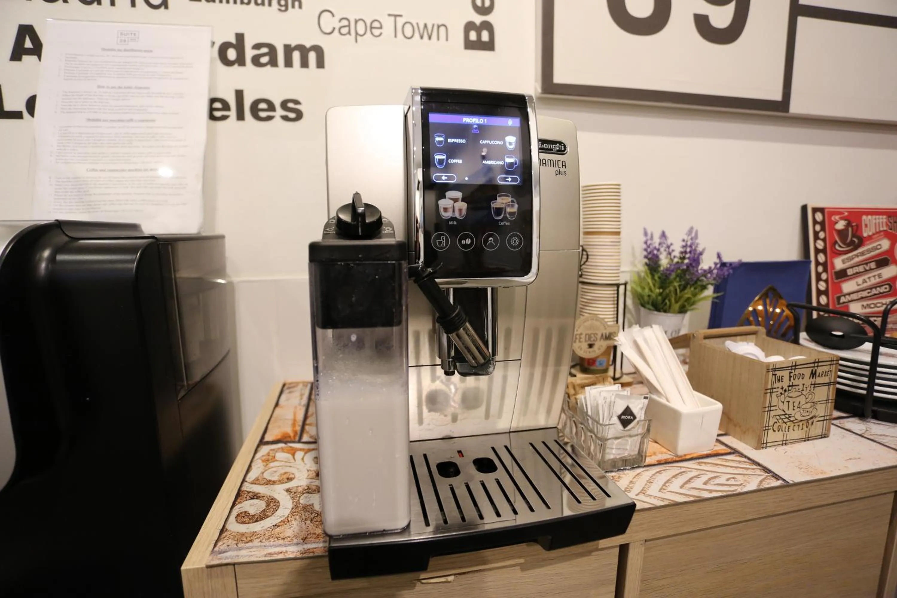 Coffee/tea facilities in Suite 39 B&B