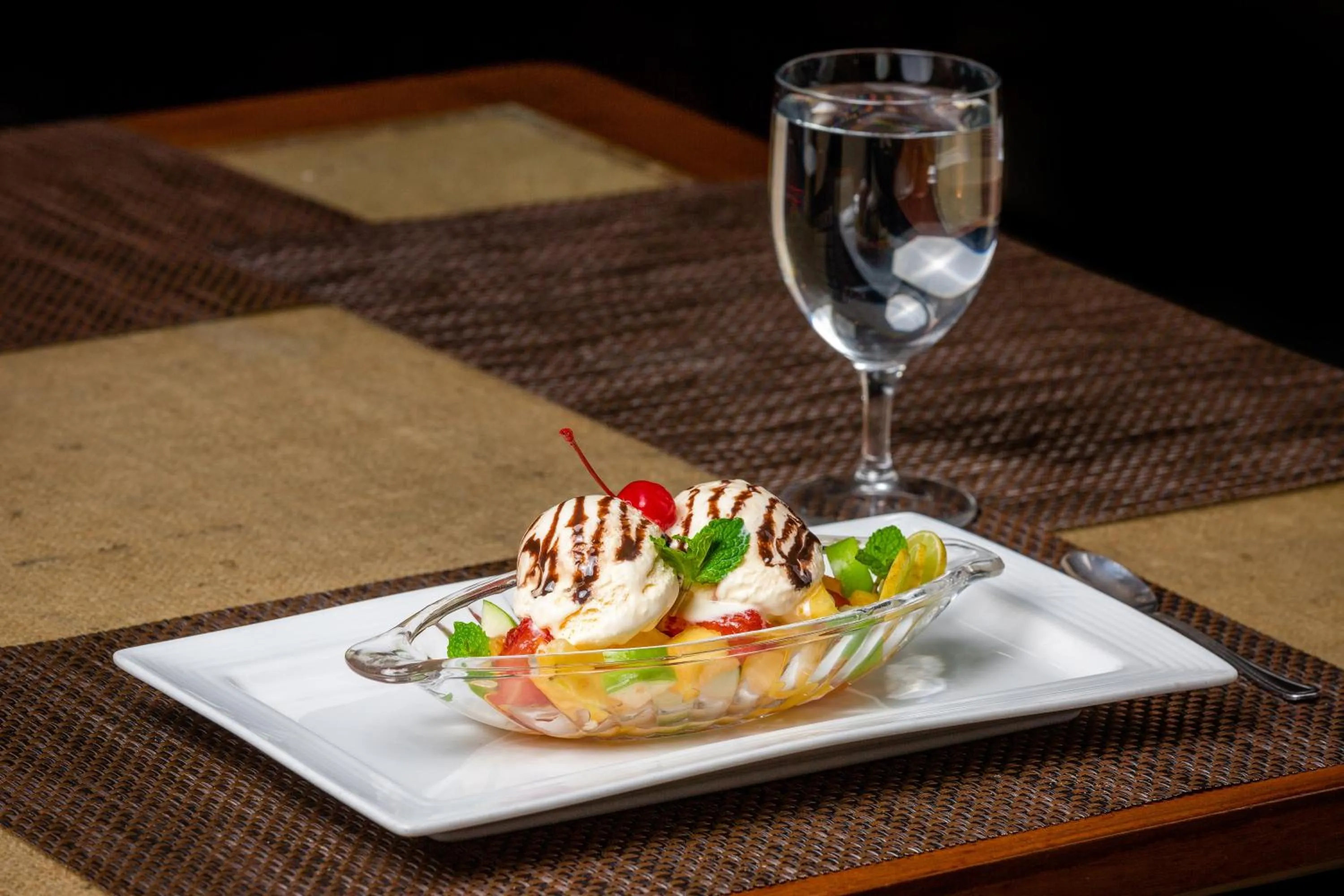 Lunch in Kandy City Hotel by Earl's