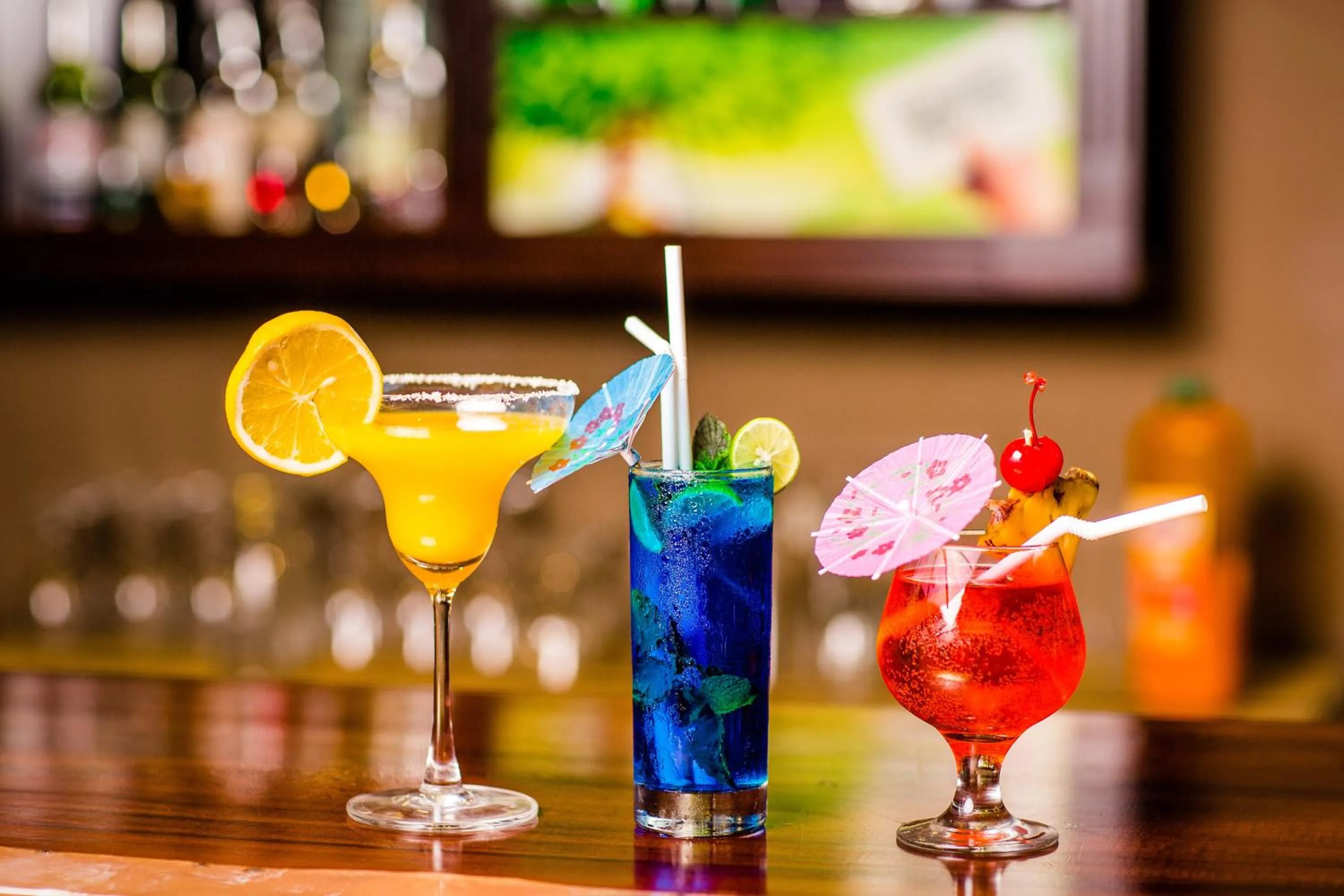 Alcoholic drinks in Kandy City Hotel by Earl's