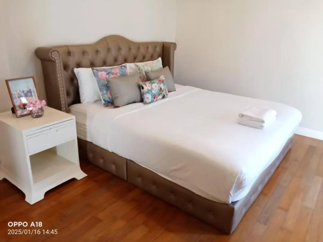 Bed in Villa Primo Eyrie Khaoyai near Toscana