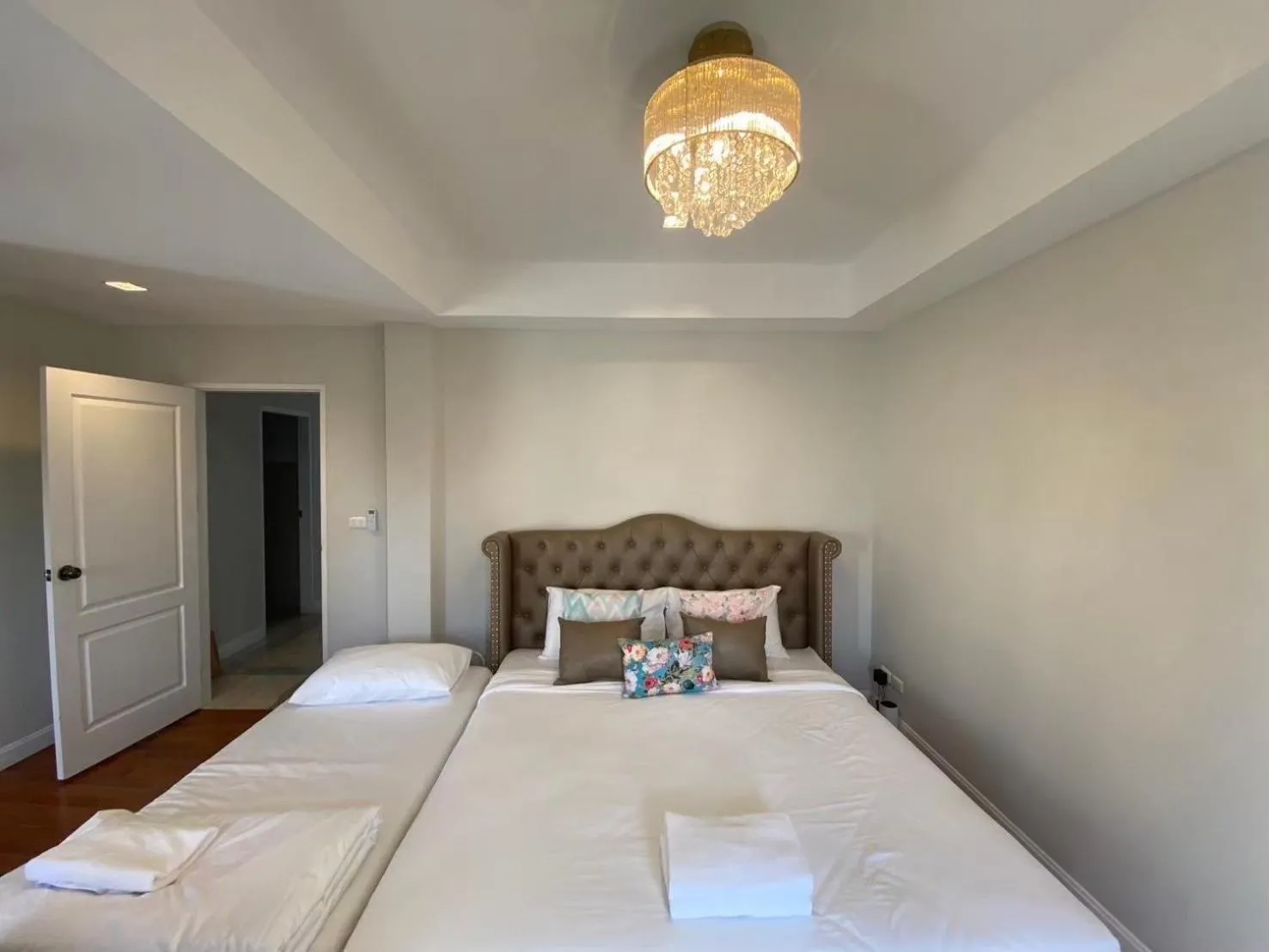 Bed in Villa Primo Eyrie Khaoyai near Toscana