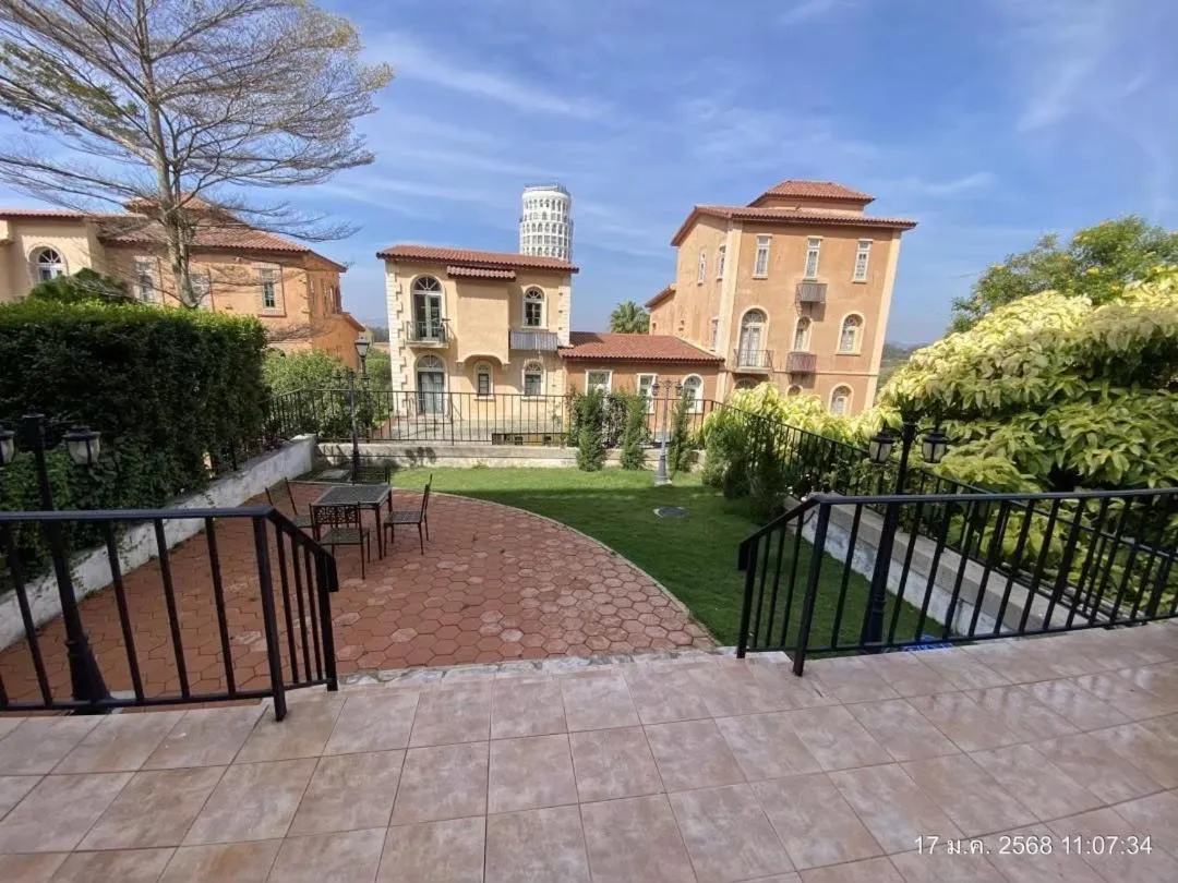 Villa Primo Eyrie Khaoyai near Toscana