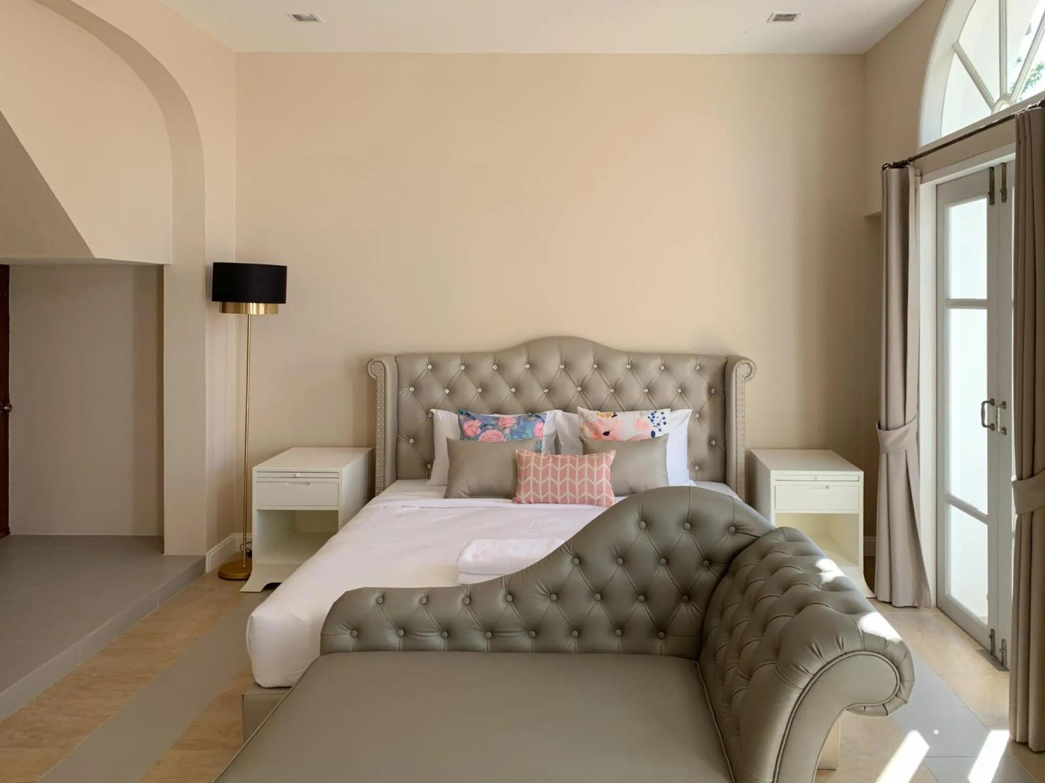 Bed in Villa Primo Eyrie Khaoyai near Toscana