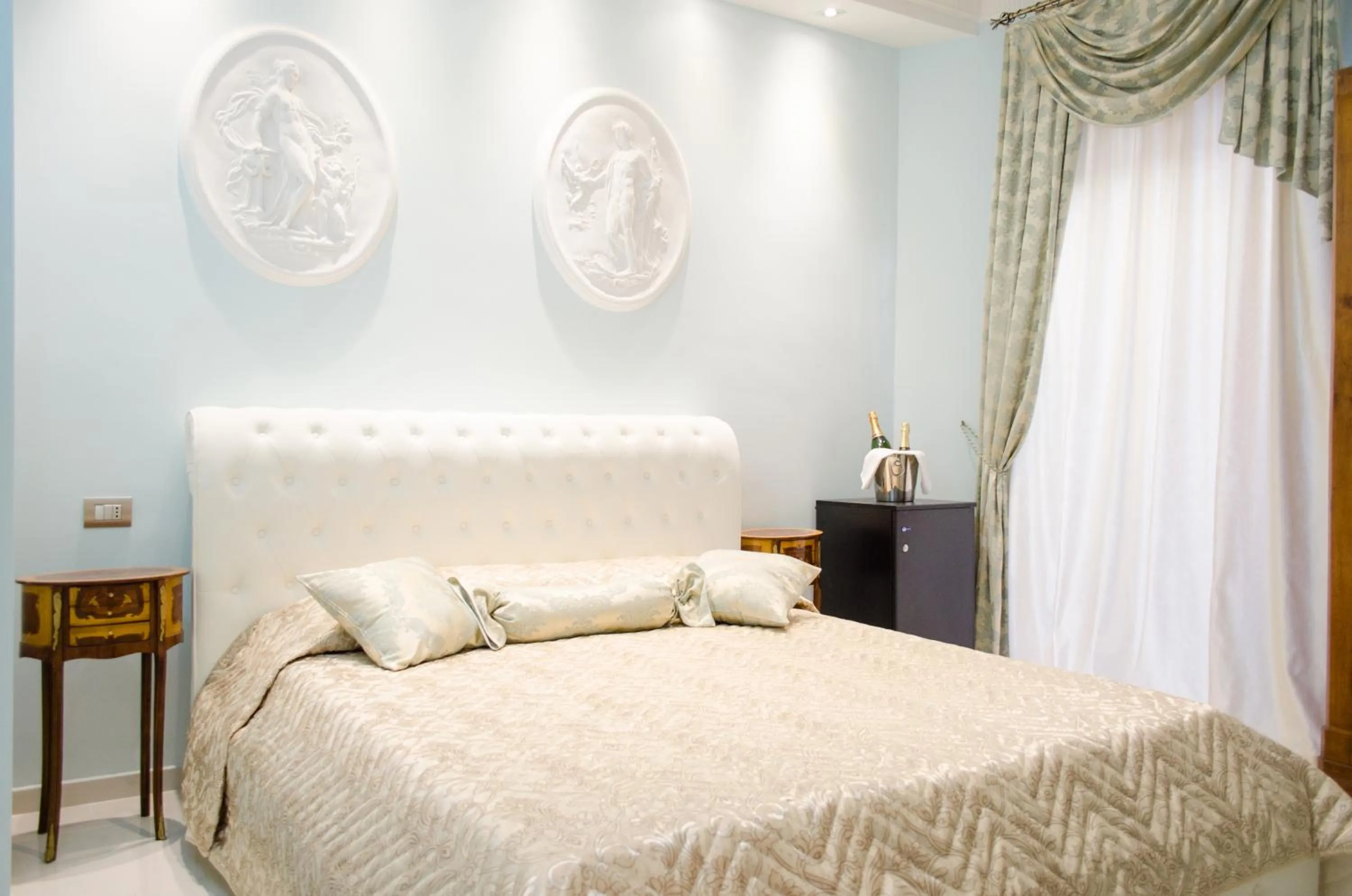 Bed in Impero Vaticano San Pietro