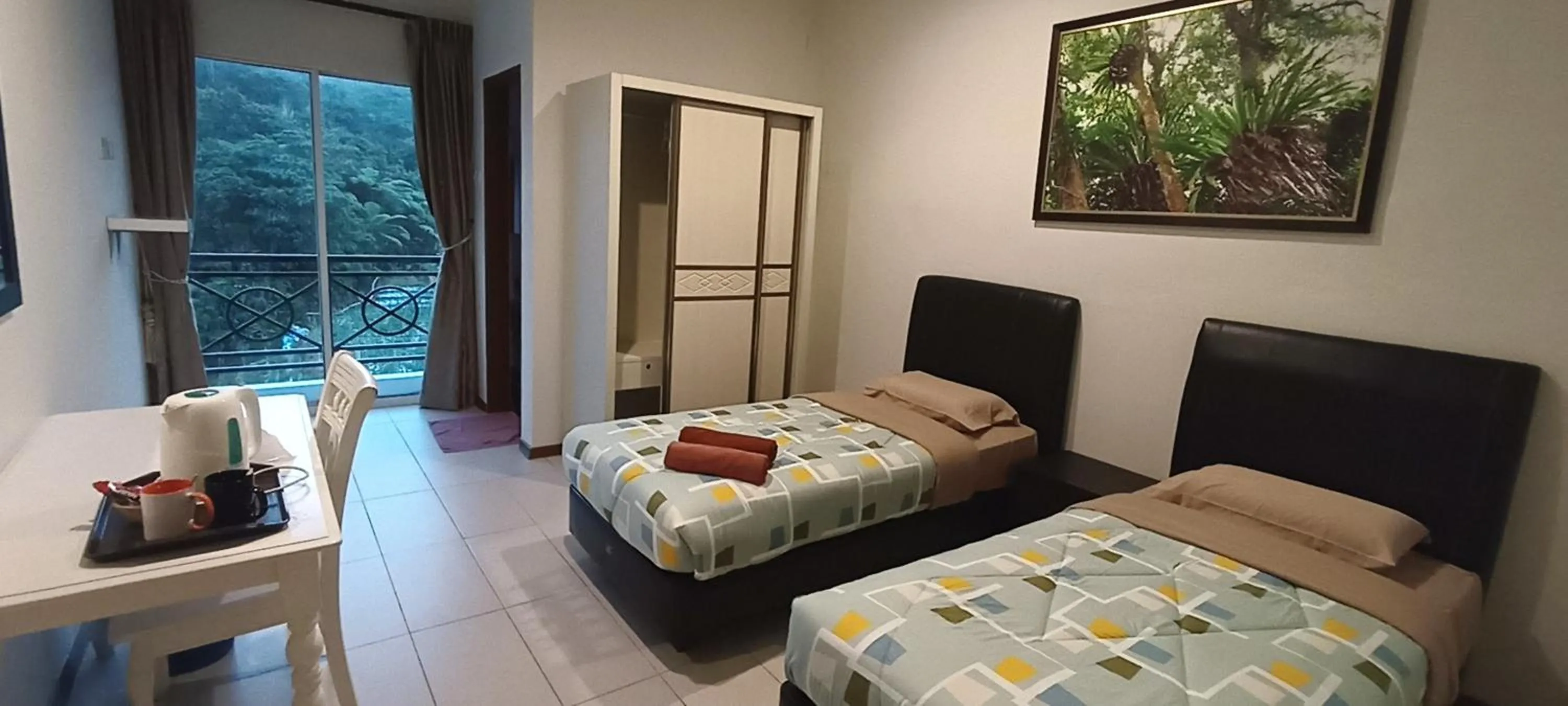 Bed in Rovers Inn Guesthouse - Age 11 And Above Only