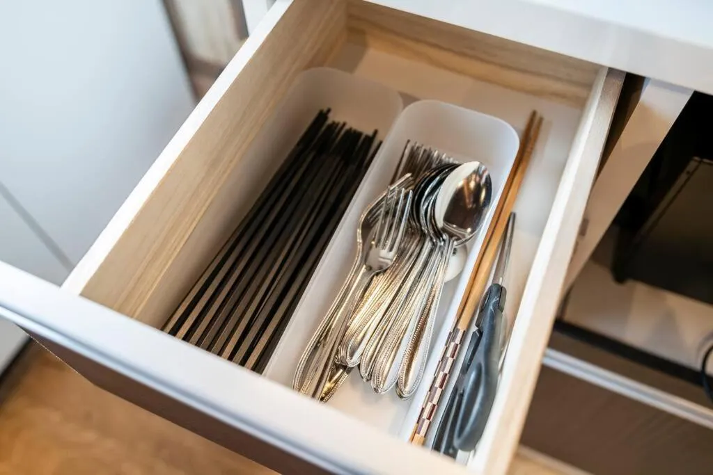 kitchen in YADOt Inn OTARU