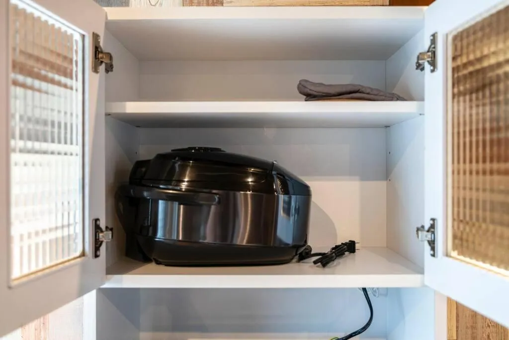 kitchen in YADOt Inn OTARU