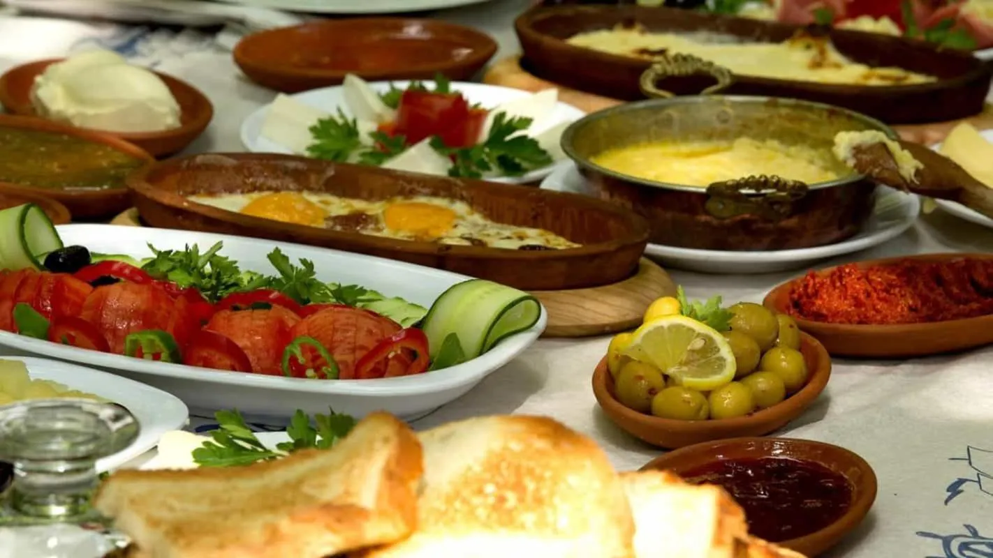 Restaurant/places to eat in ÇANKAYA SUIT HOTEL