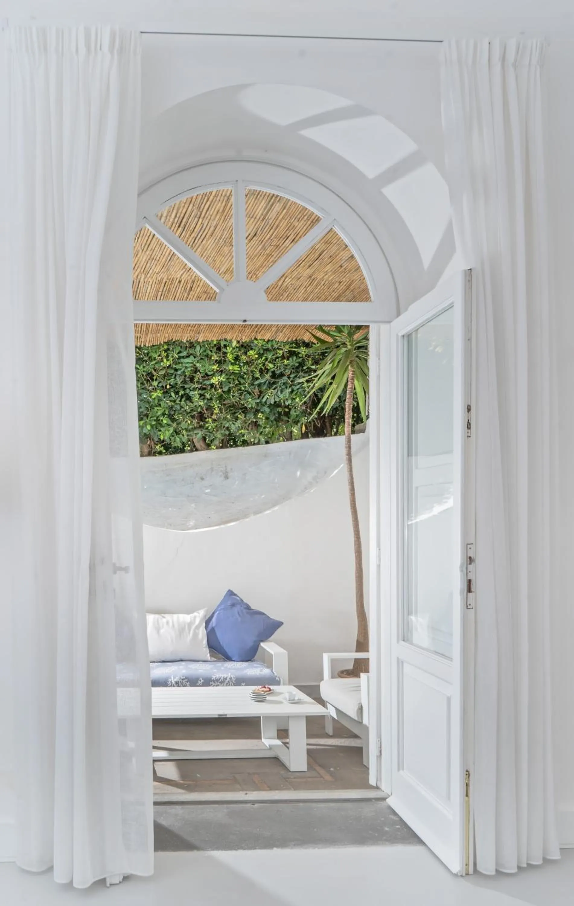 Bedroom in Villa La Pergola Capri