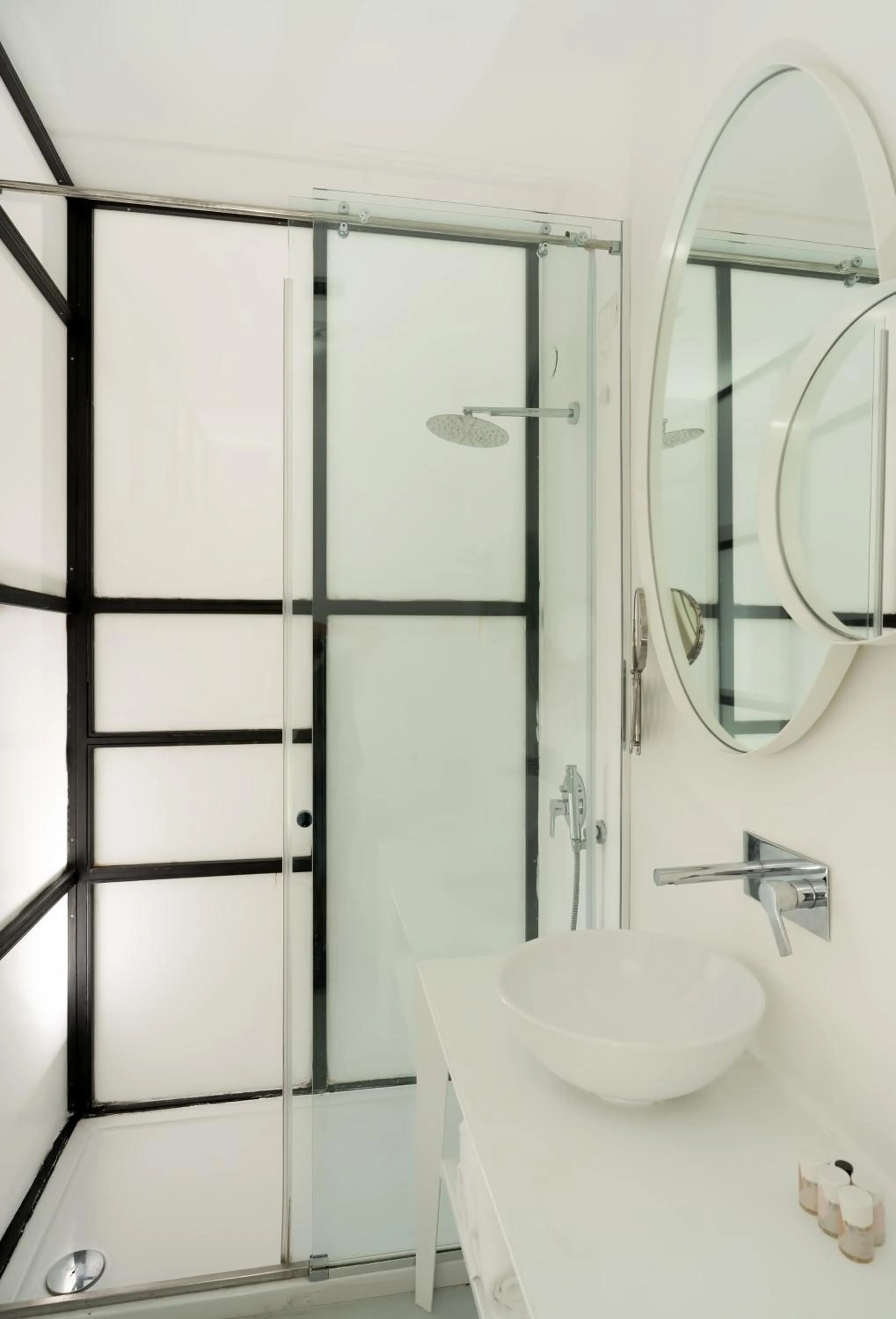 Bathroom in Villa La Pergola Capri