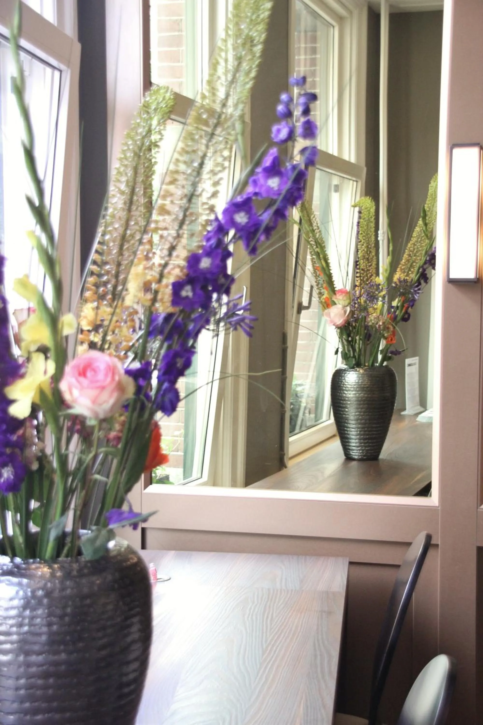 Decorative detail in Apple Inn Hotel