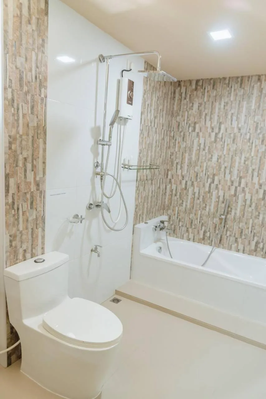 Bathroom in MEHEL - Holiday Home - Mahibadhoo