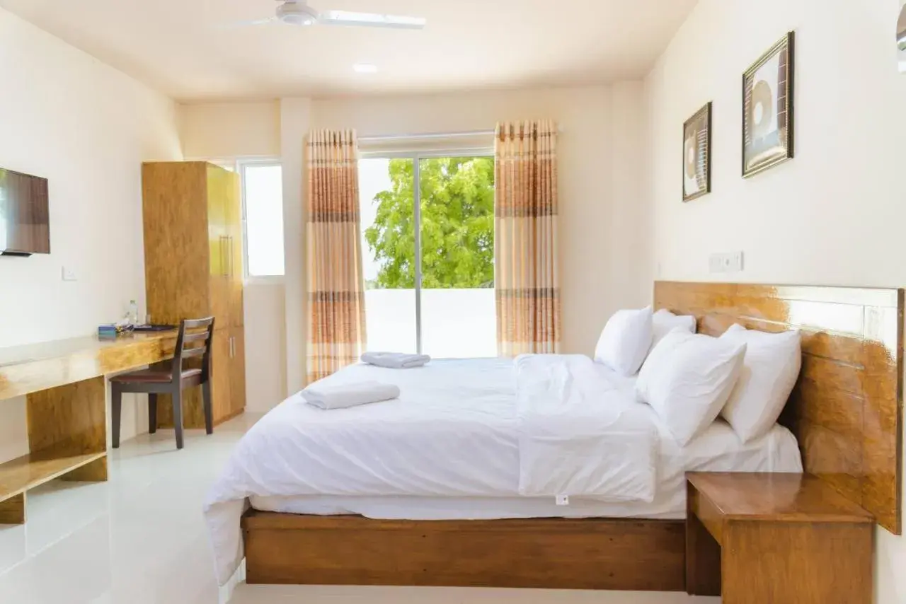 Double Room with Terrace in MEHEL - Holiday Home - Mahibadhoo Double Room with Terrace in MEHEL - Holiday Home - Mahibadhoo