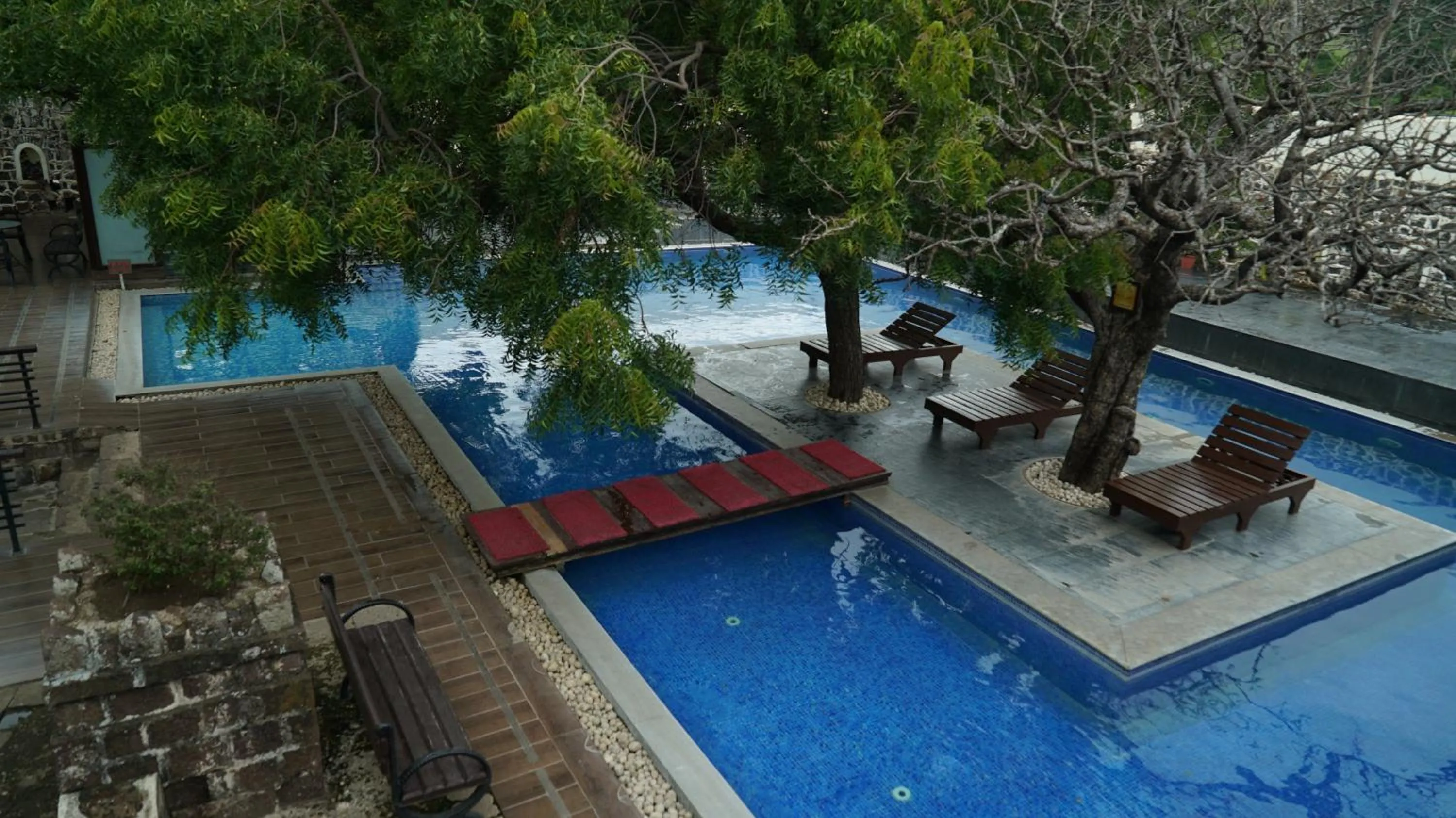 Swimming pool in Fort JadhavGADH -A GADH Heritage Hotel