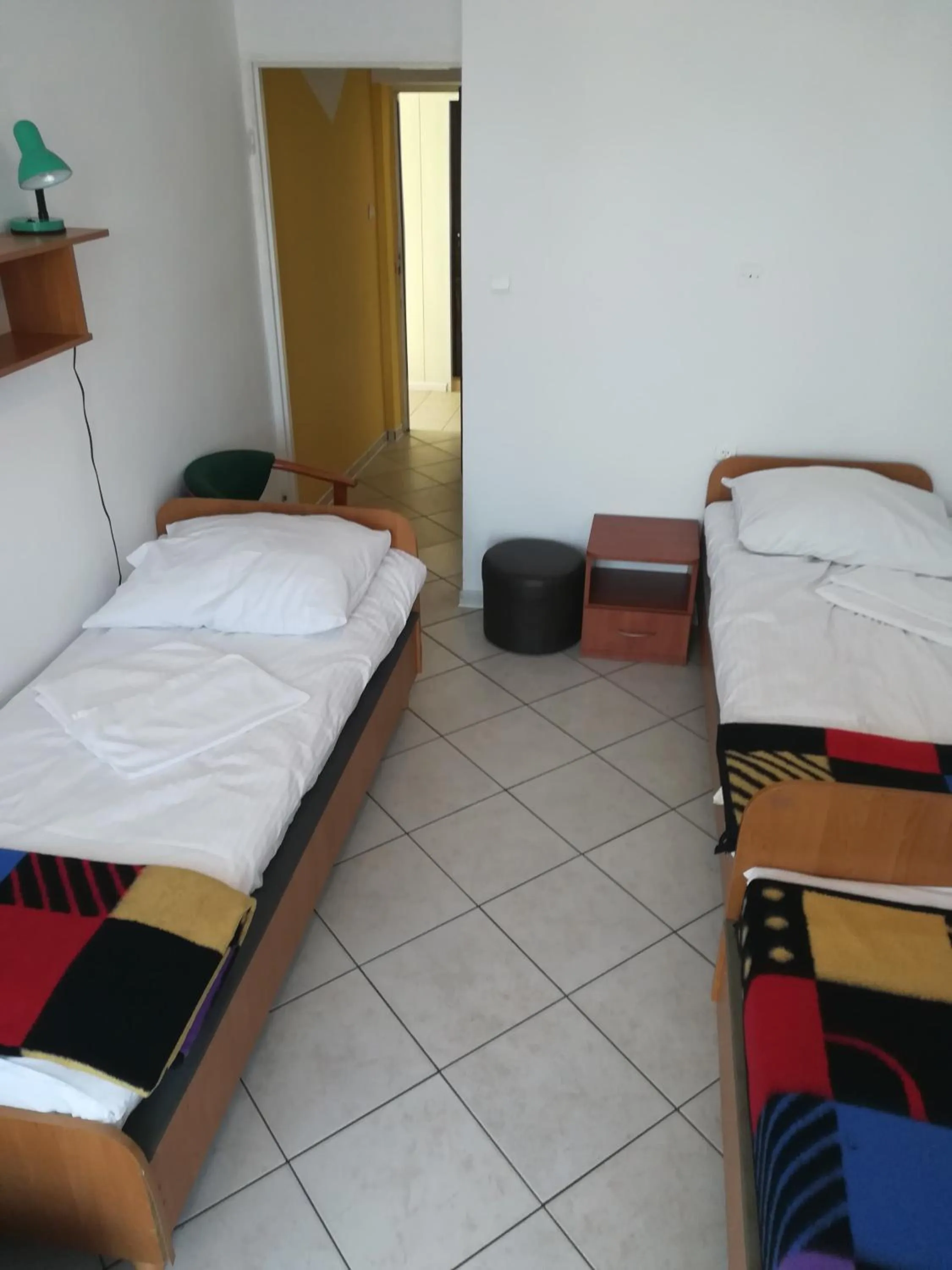 Photo of the whole room, Bed in OW Eden