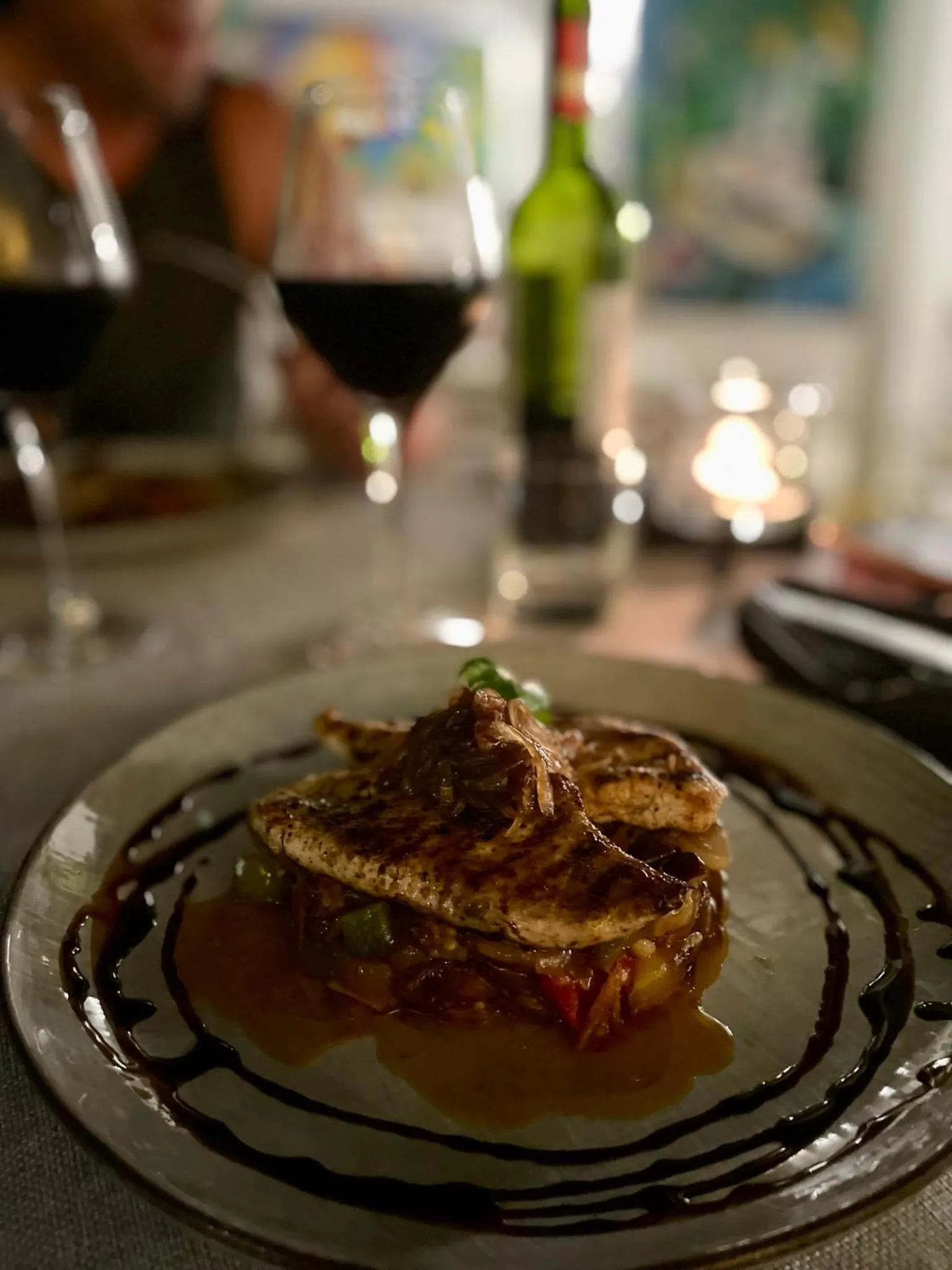 Restaurant/places to eat in Cosy Guest House Sous le Badamier