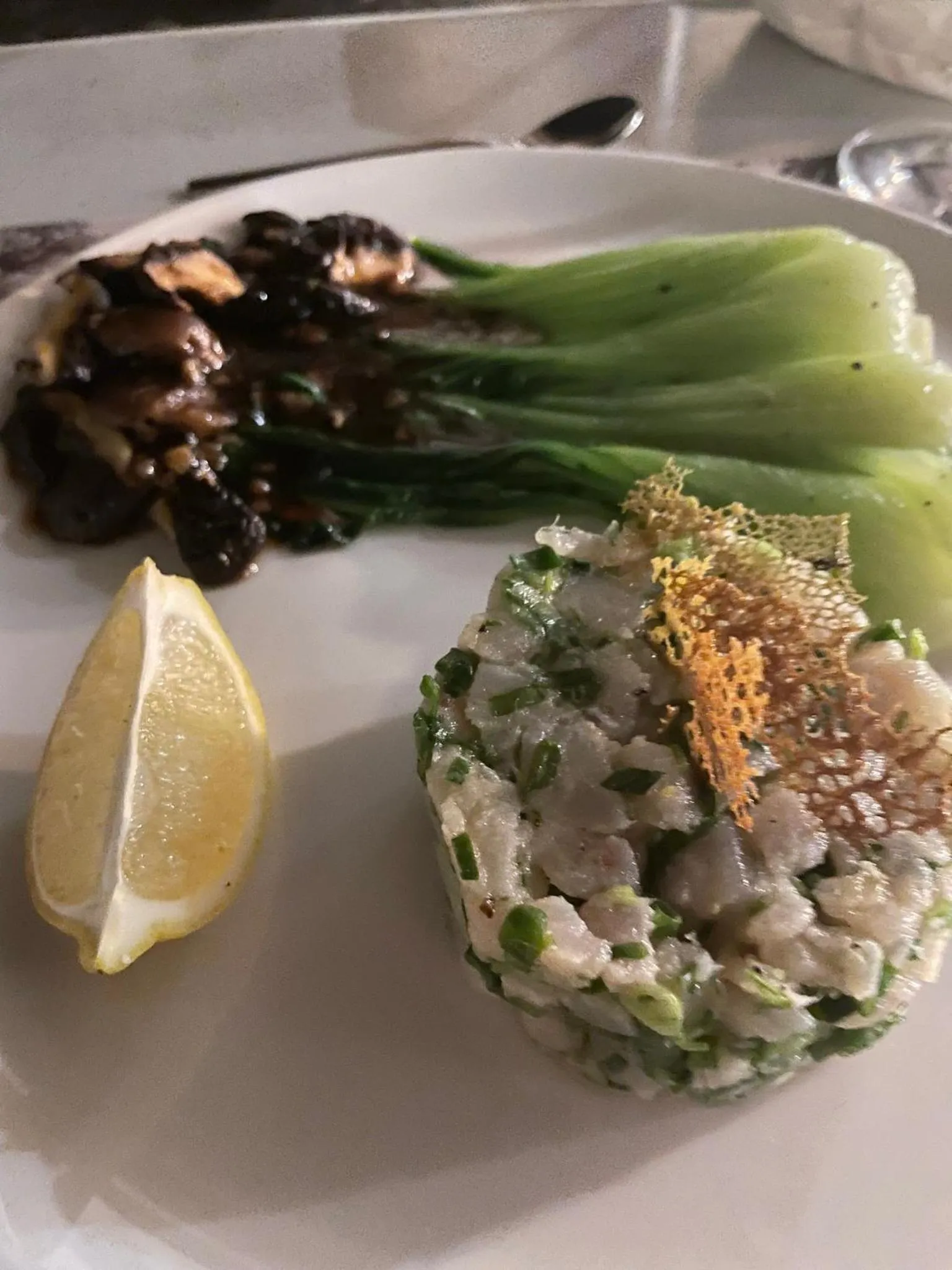 Restaurant/places to eat in Cosy Guest House Sous le Badamier