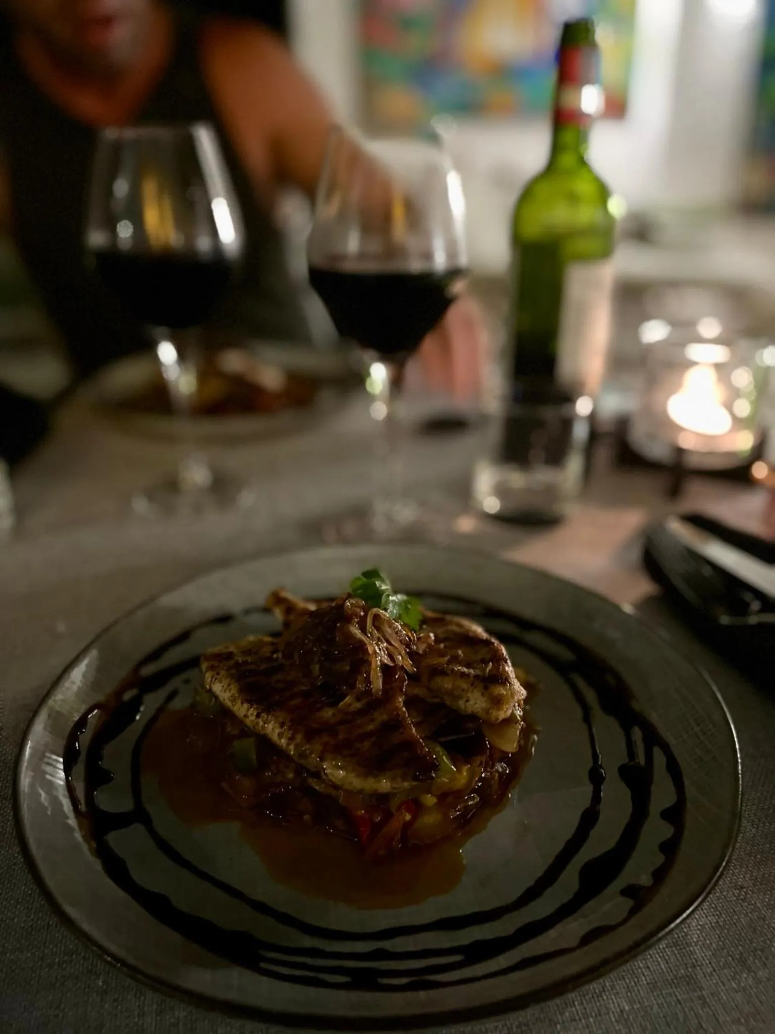 Restaurant/places to eat in Cosy Guest House Sous le Badamier