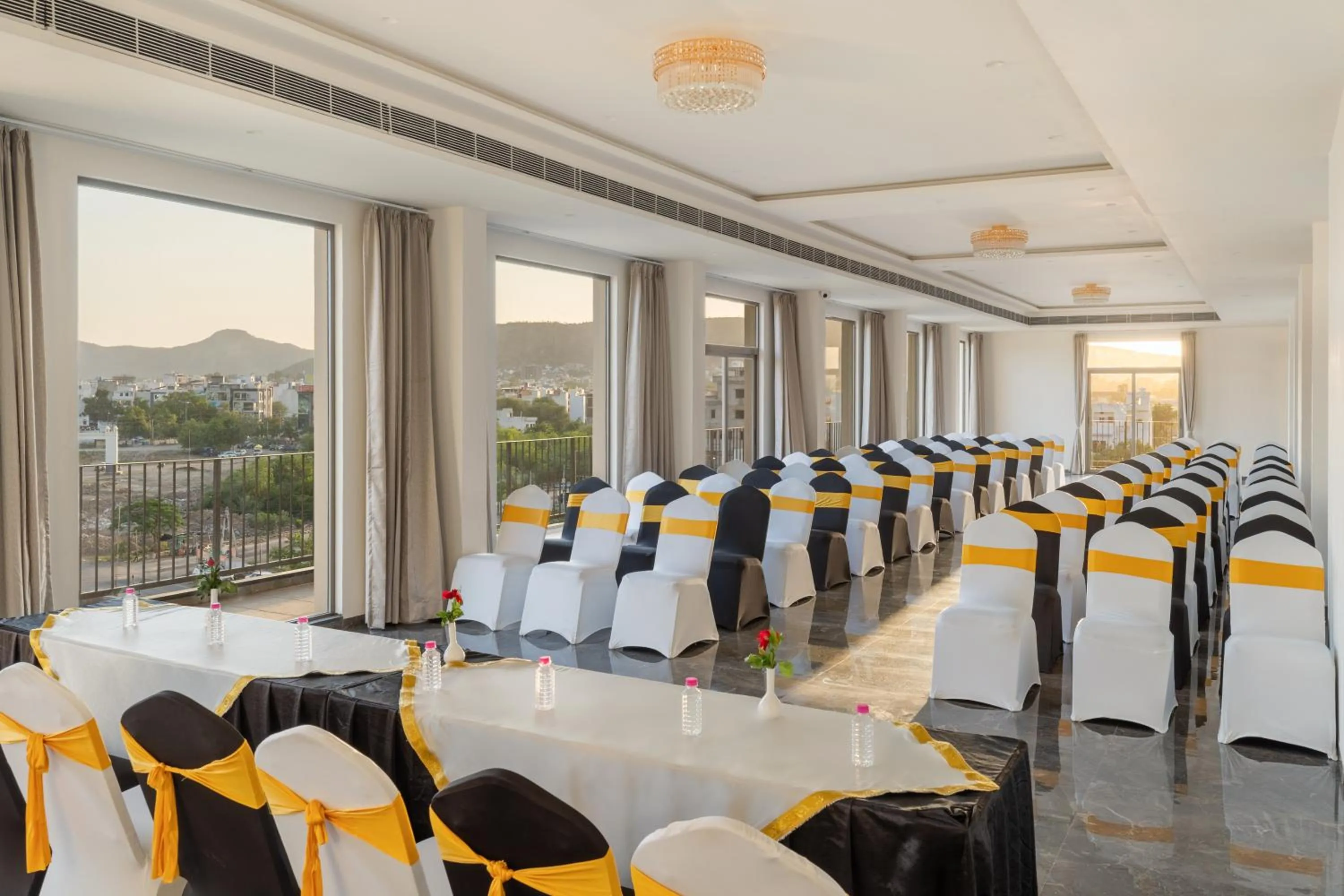 Banquet/Function facilities in 7 rays hotel