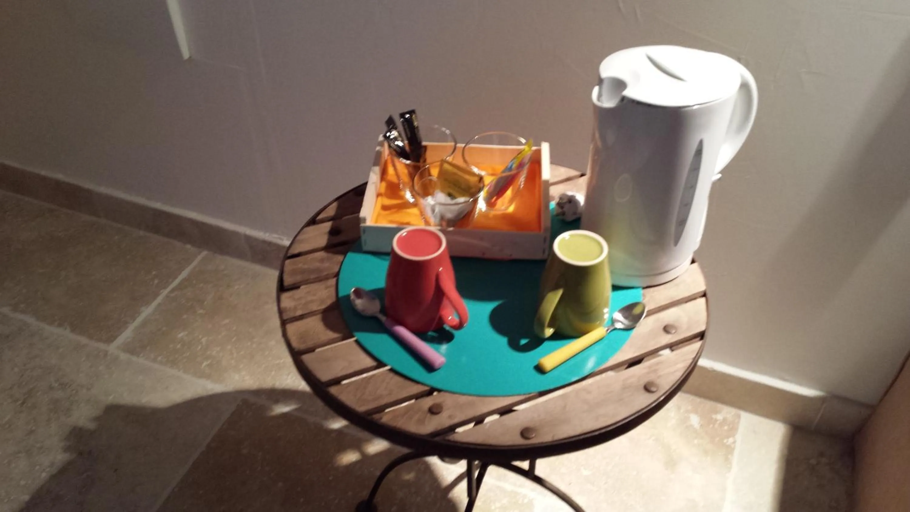 Coffee/tea facilities in Mas Saint Julien