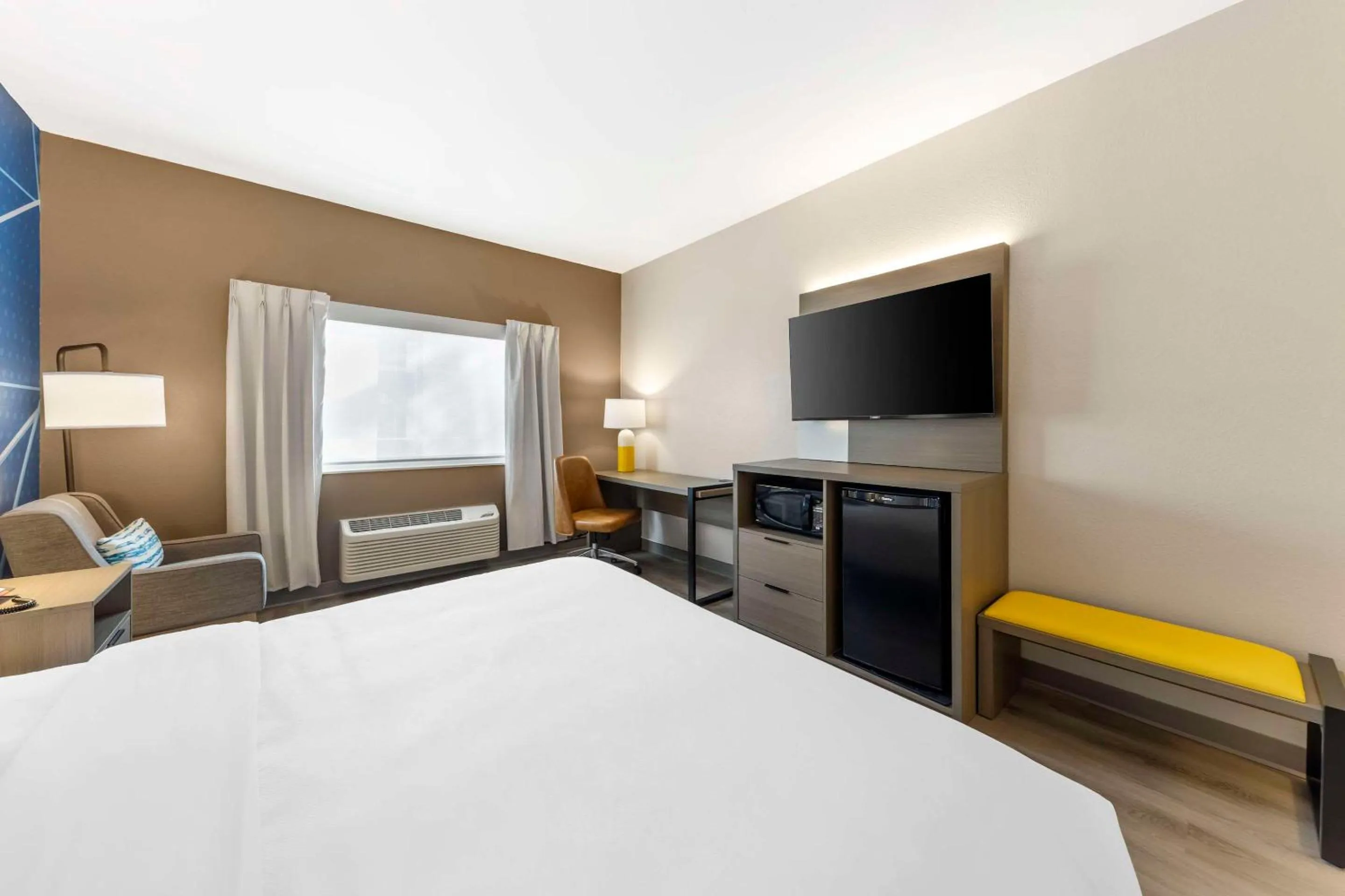 Bedroom, Bed in Comfort Inn & Suites Oklahoma City North - Quail Springs