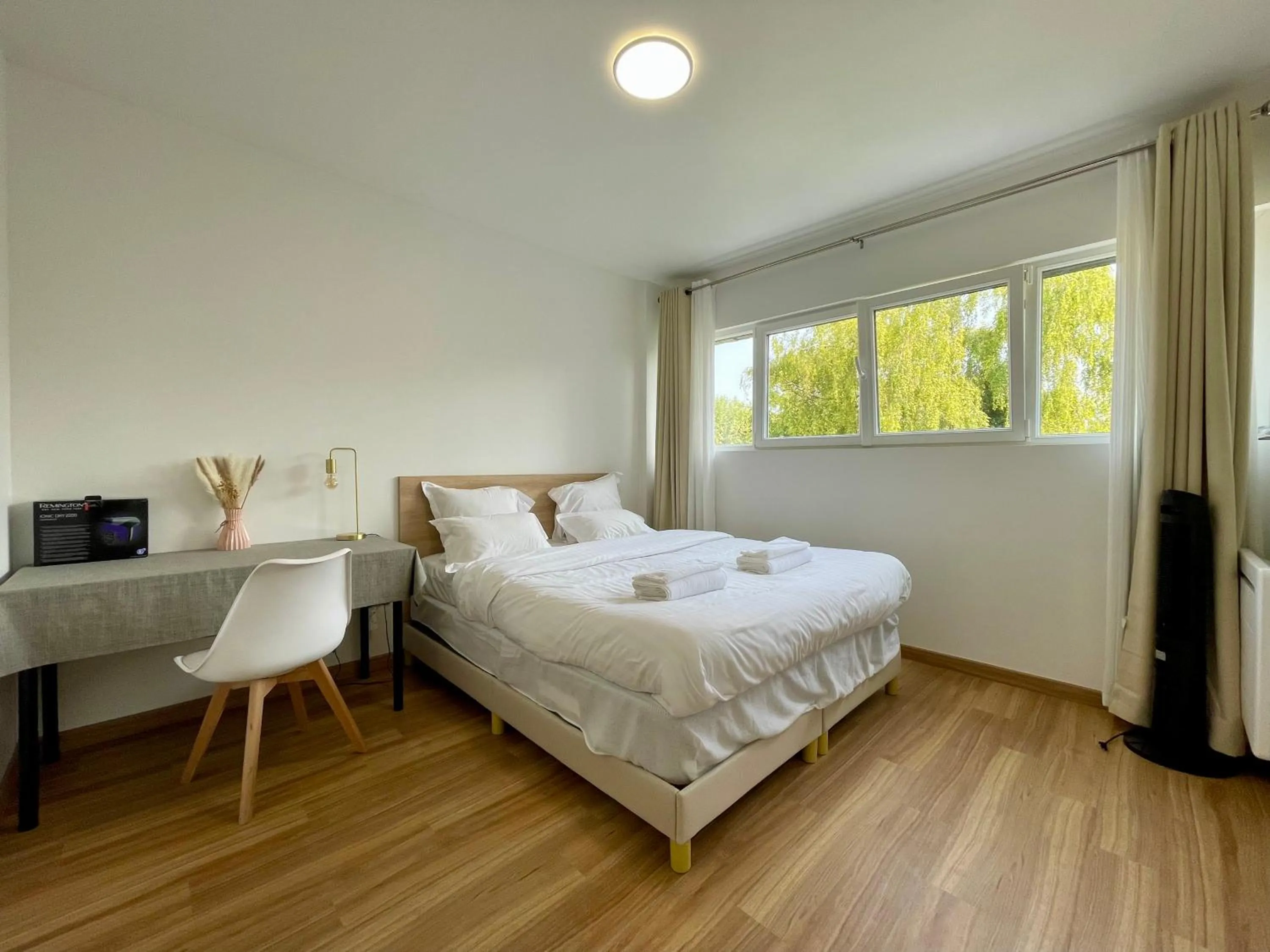 Bedroom, Bed in KoalaWakeup