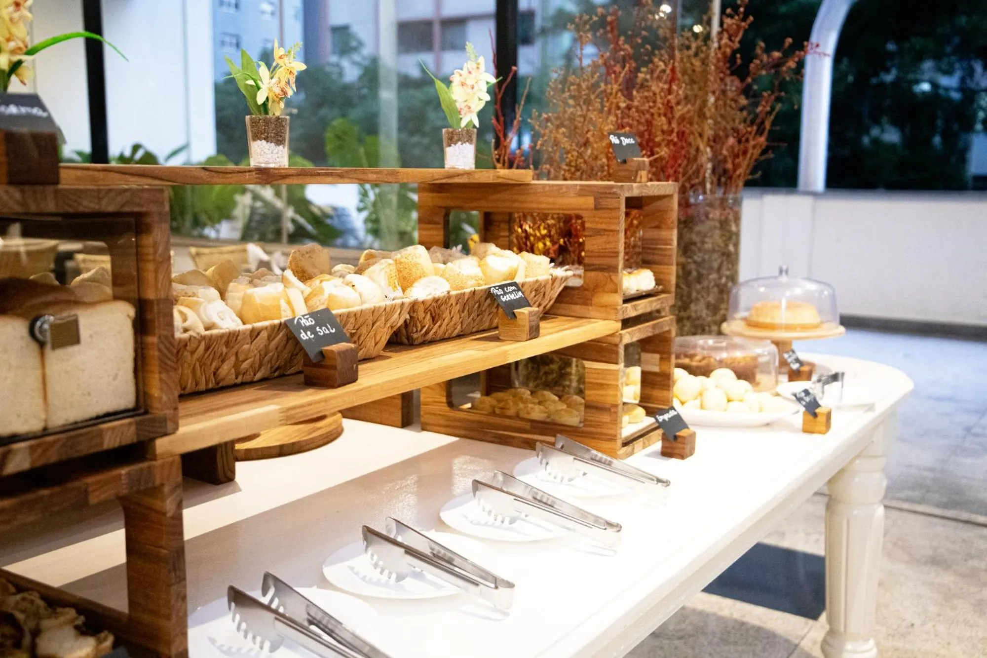 Restaurant/places to eat in Hotel BH Palace