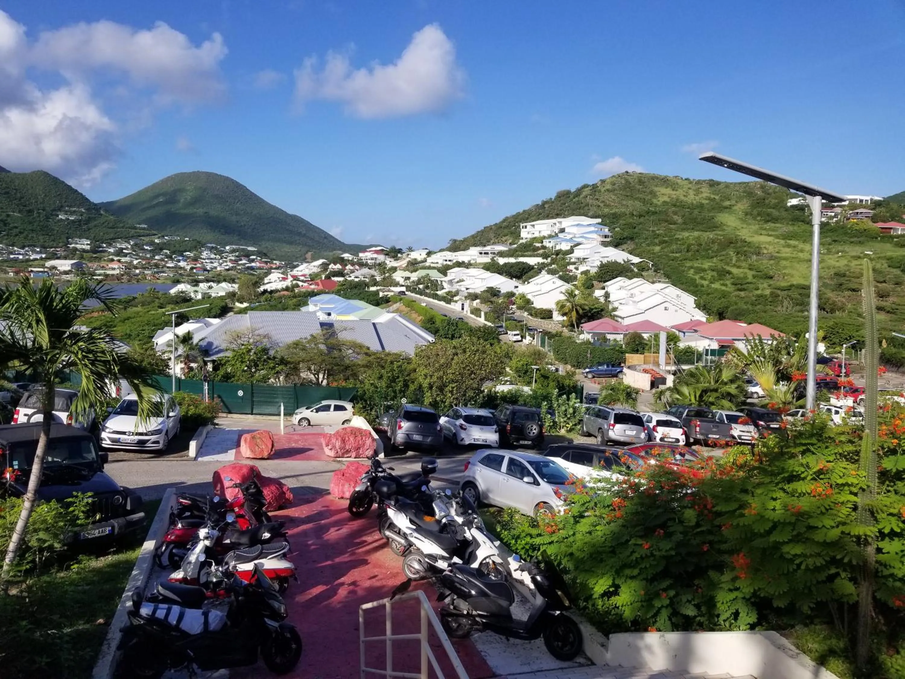 Parking in Orient Bay Beach Studio