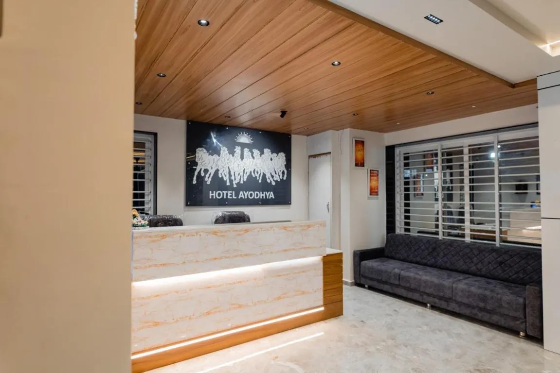 Bed in HOTEL AYODHYA