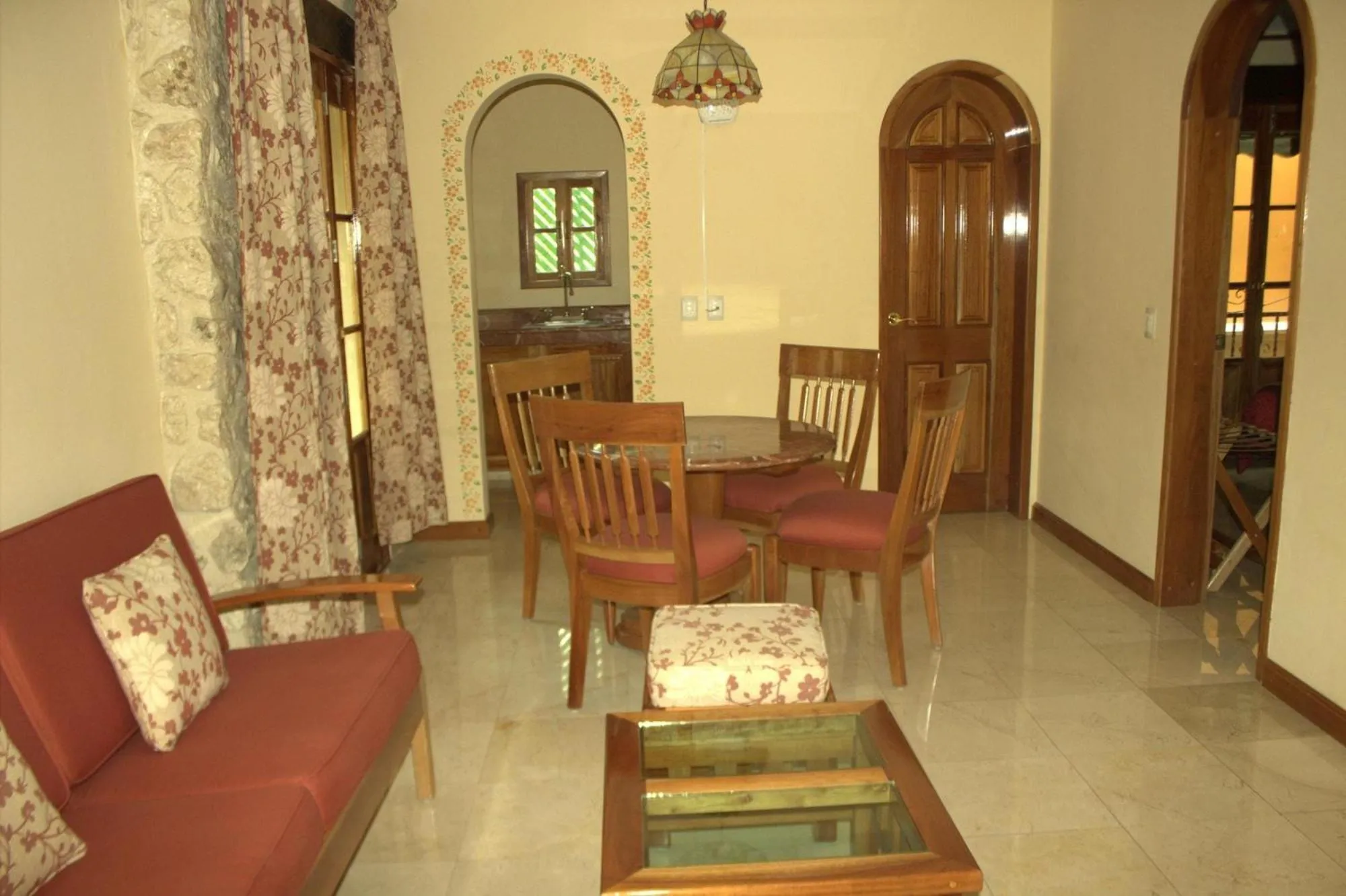 Cancun International Suites