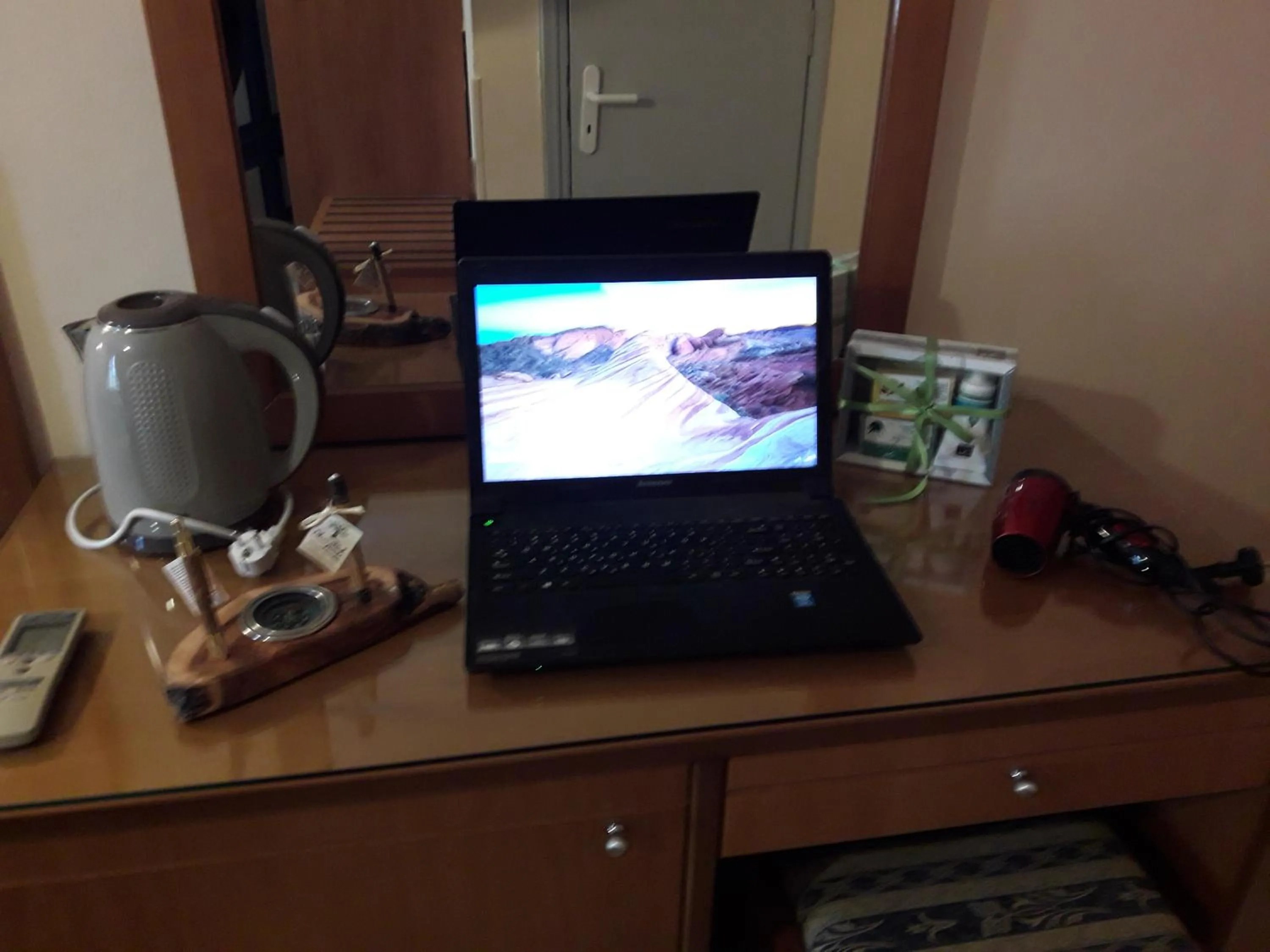 TV and multimedia in Studios Cosmopolitan