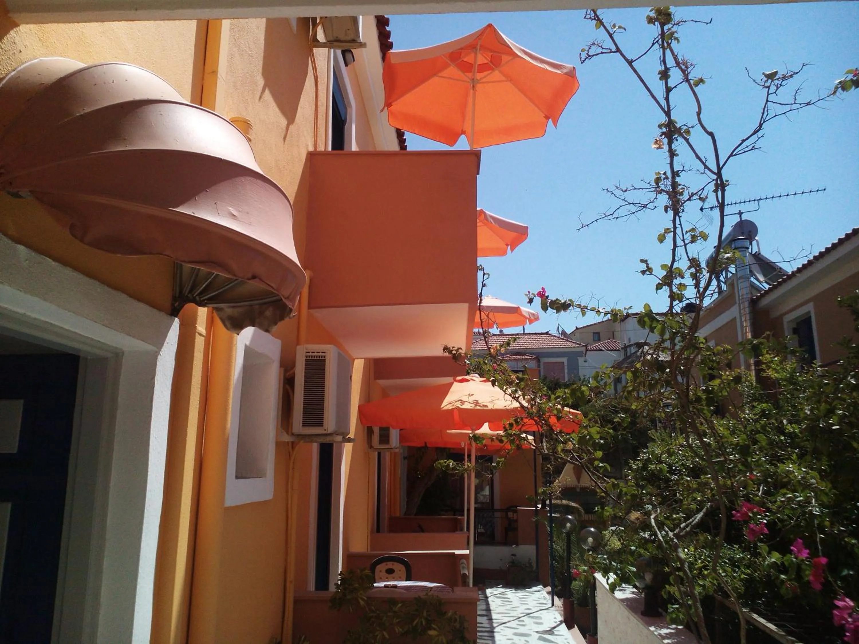 Property building in Studios Cosmopolitan