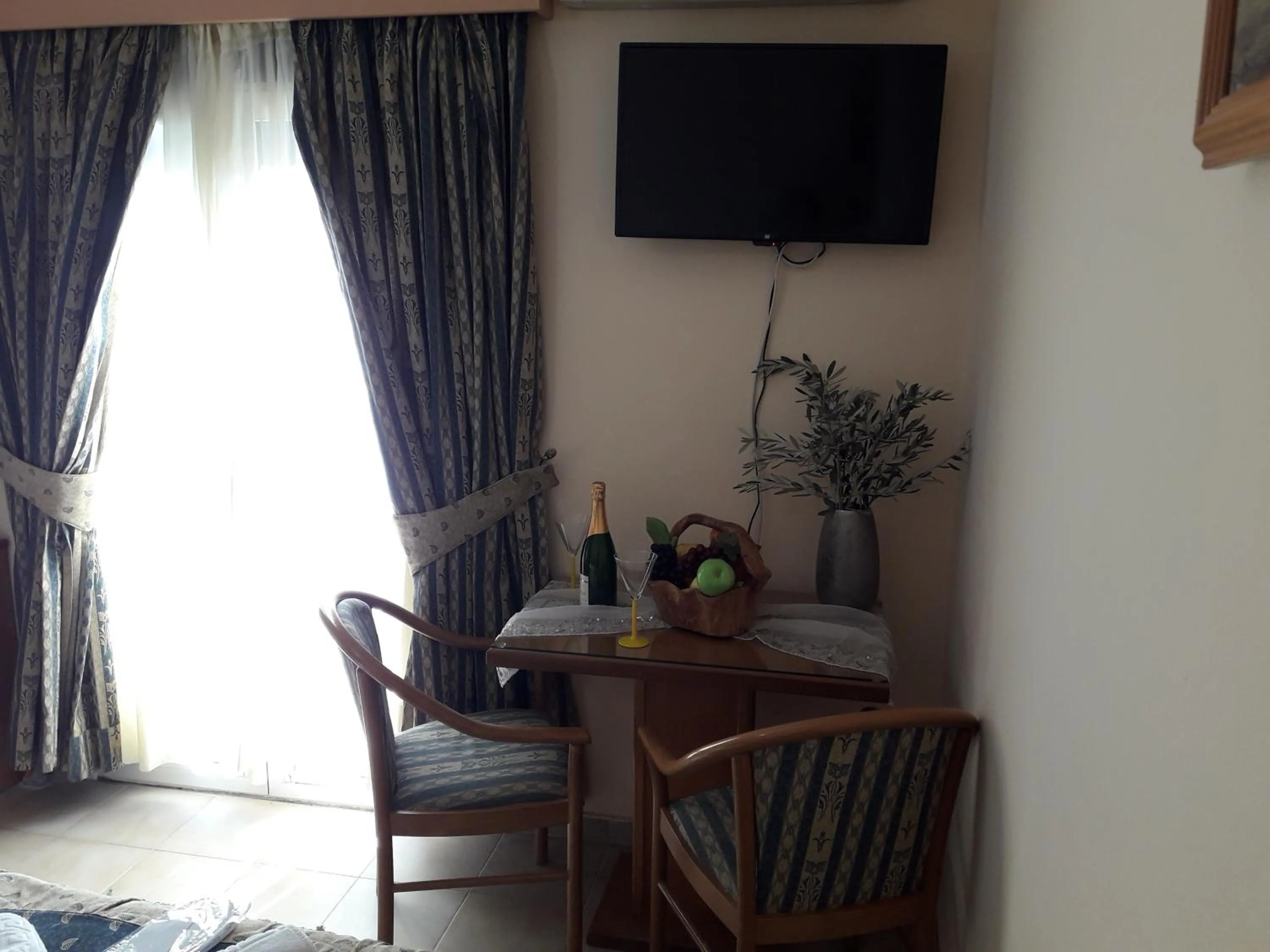 Studios Cosmopolitan