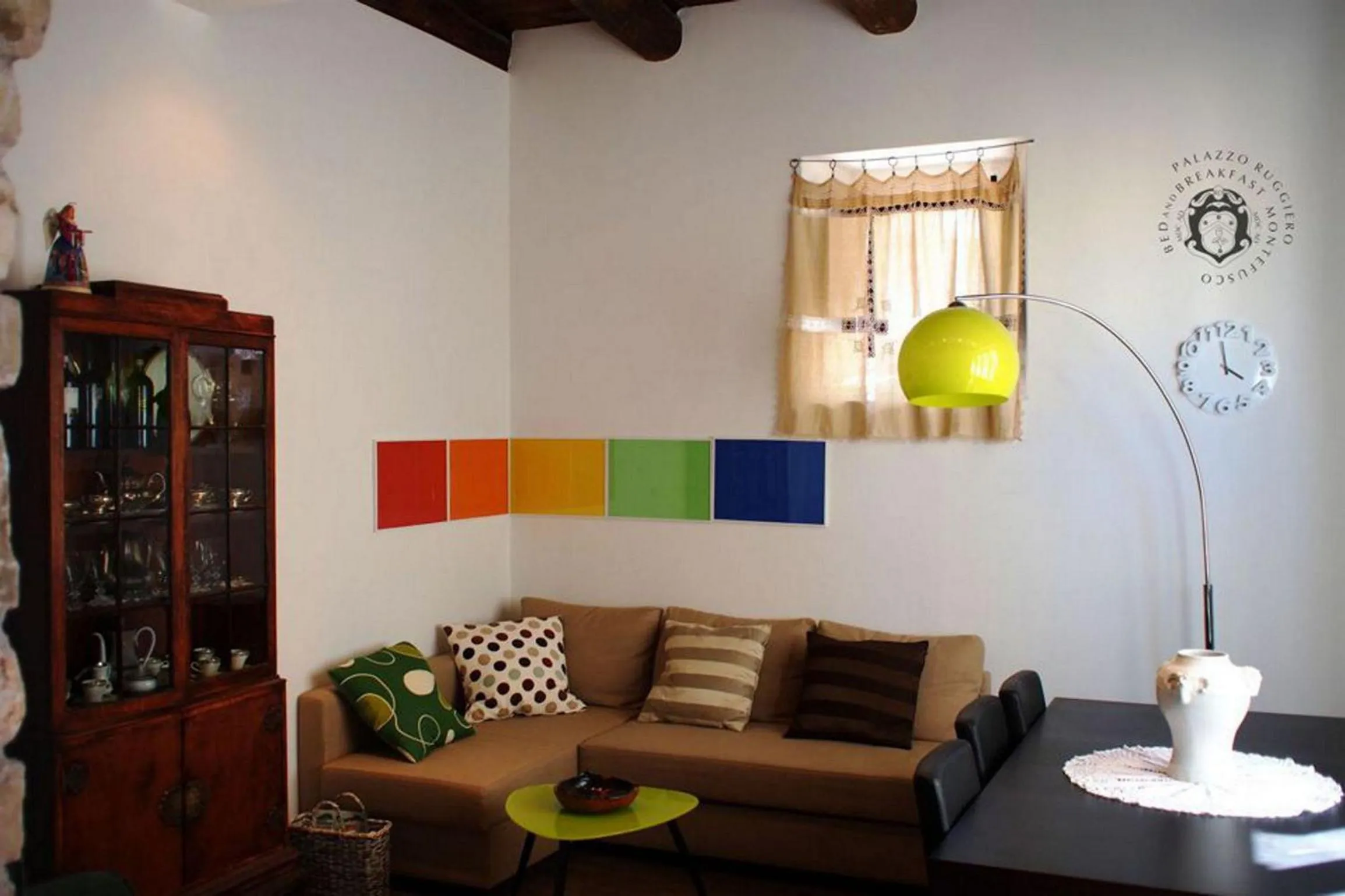 Communal lounge/ TV room in Palazzo Ruggiero