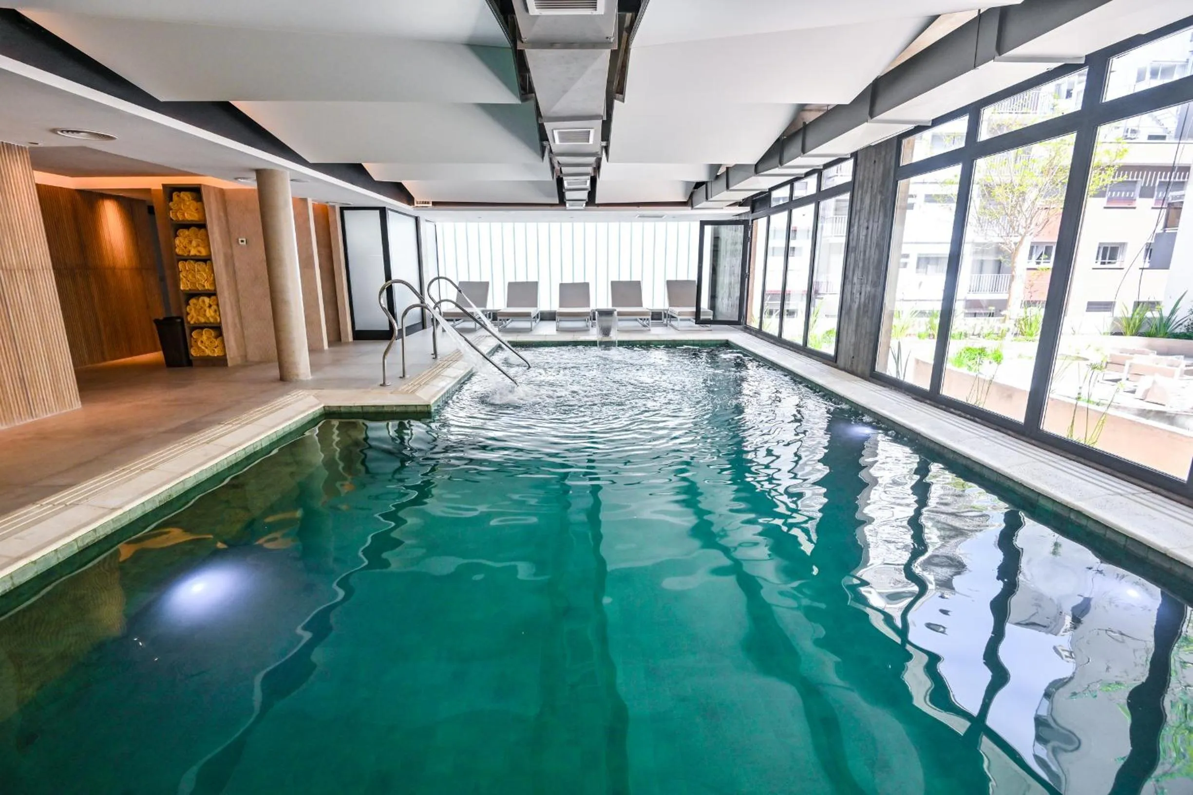 Swimming pool in Hotel Denver Mar del Plata