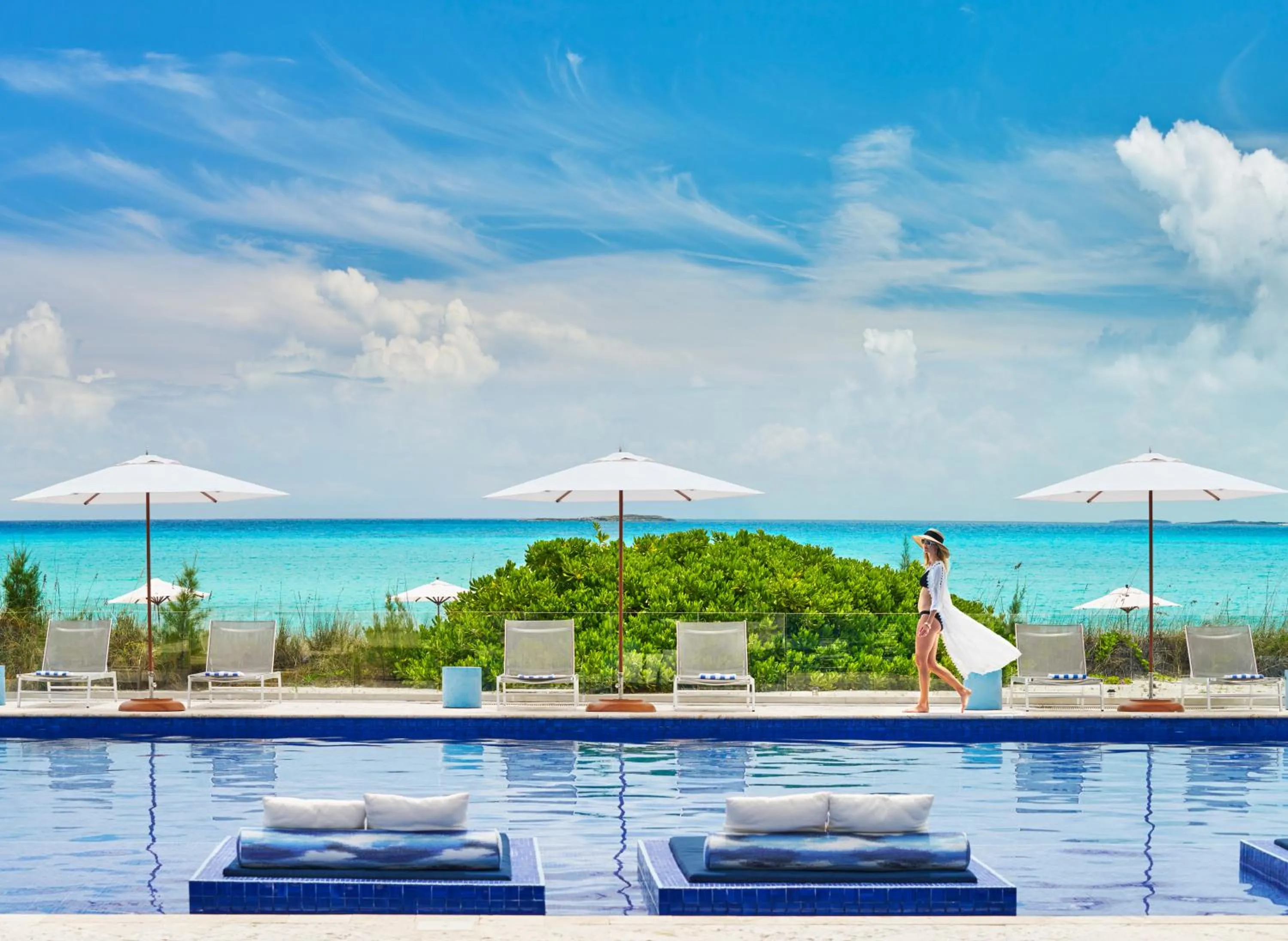 Swimming pool in Grand Isle Resort & Residences