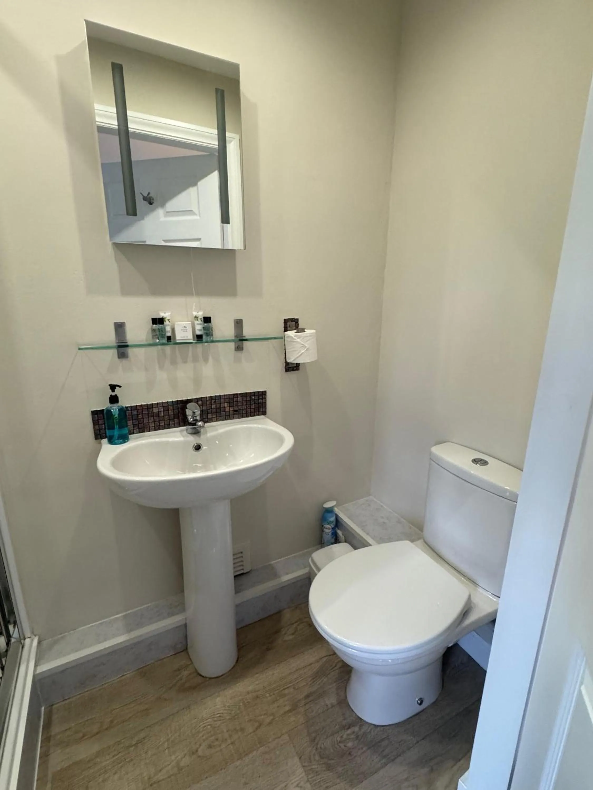 Ford Village Bed & Breakfast