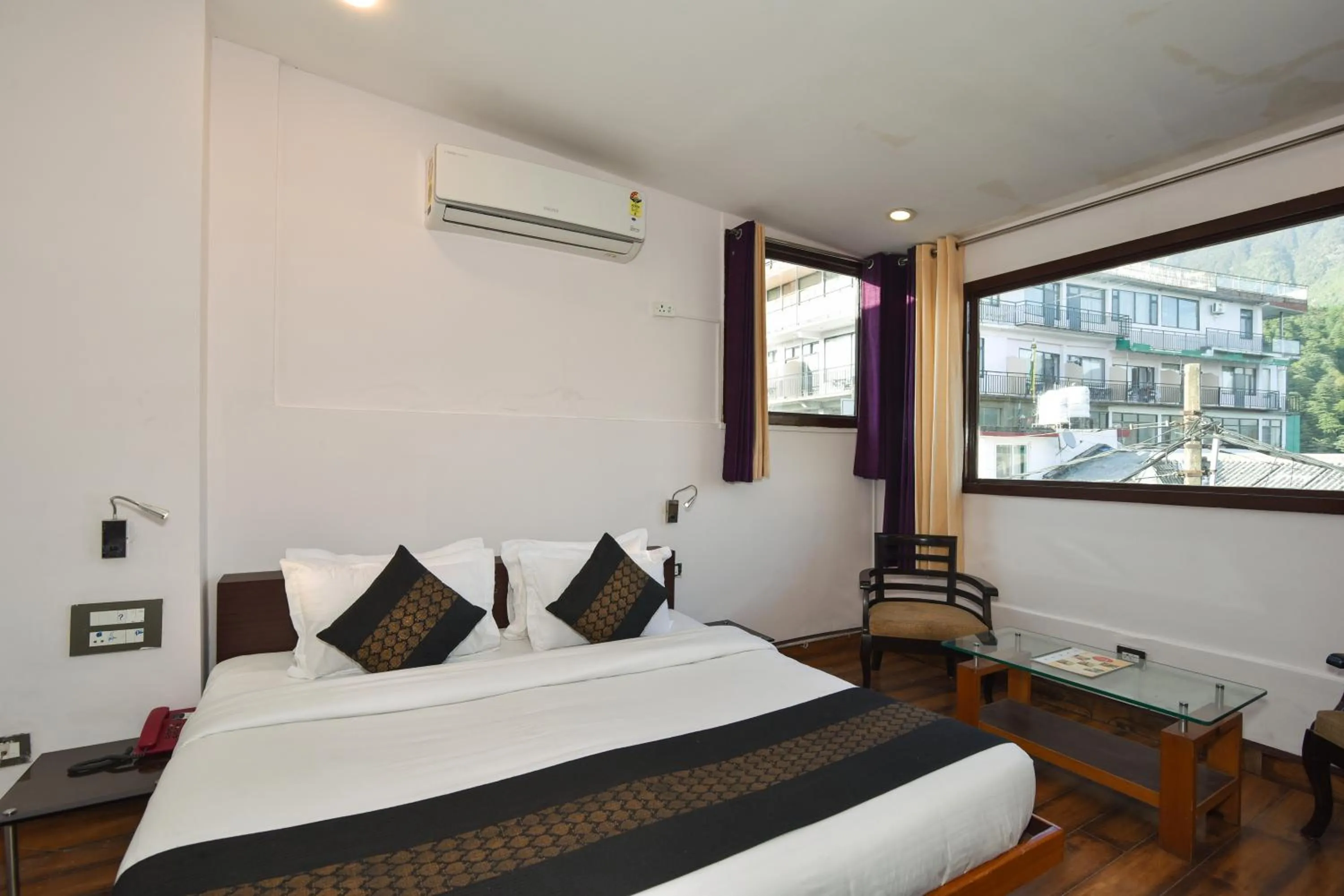 Photo of the whole room, Bed in Hotel M AND RESORT