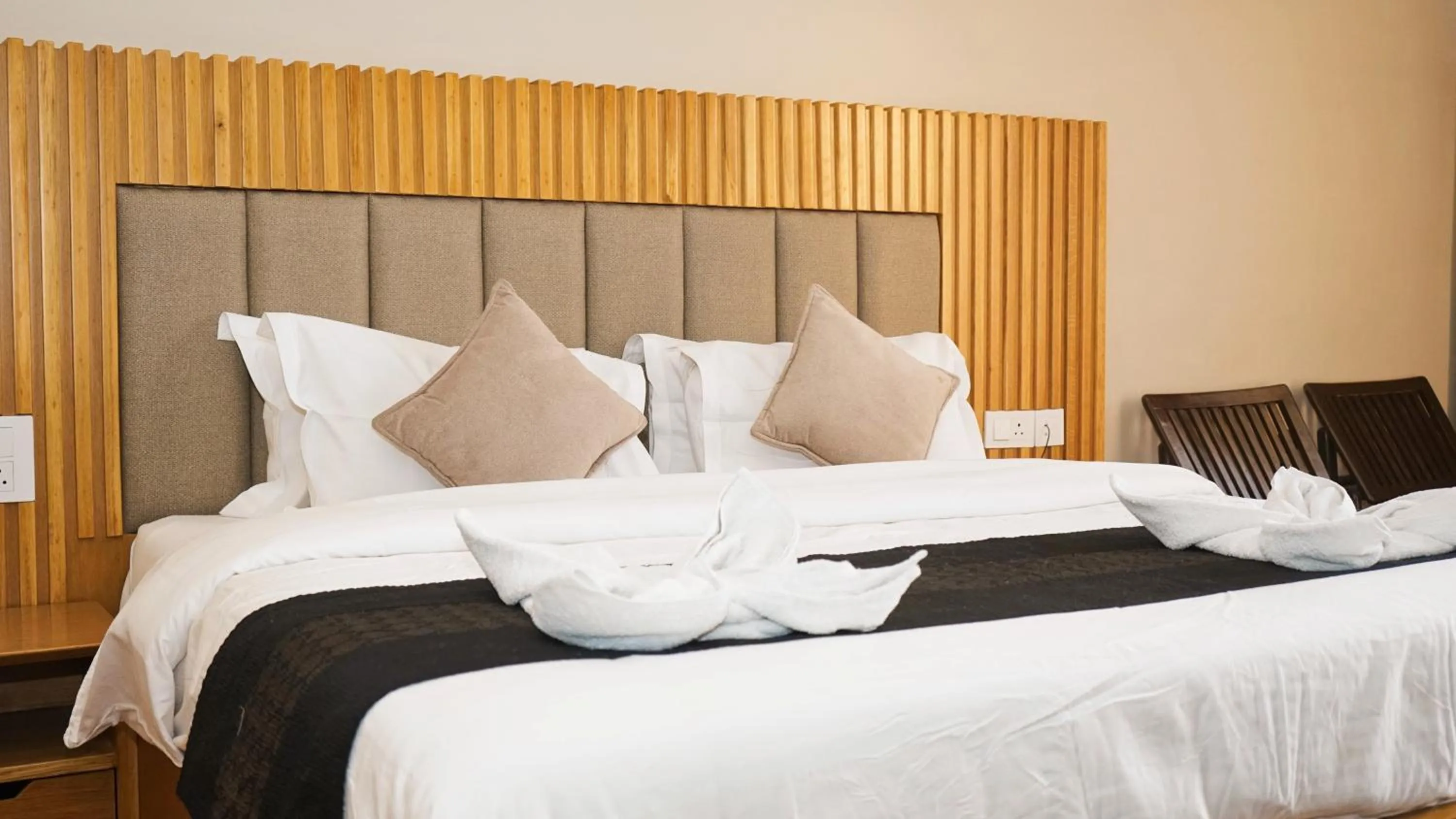 Guests, Bed in Hotel M AND RESORT