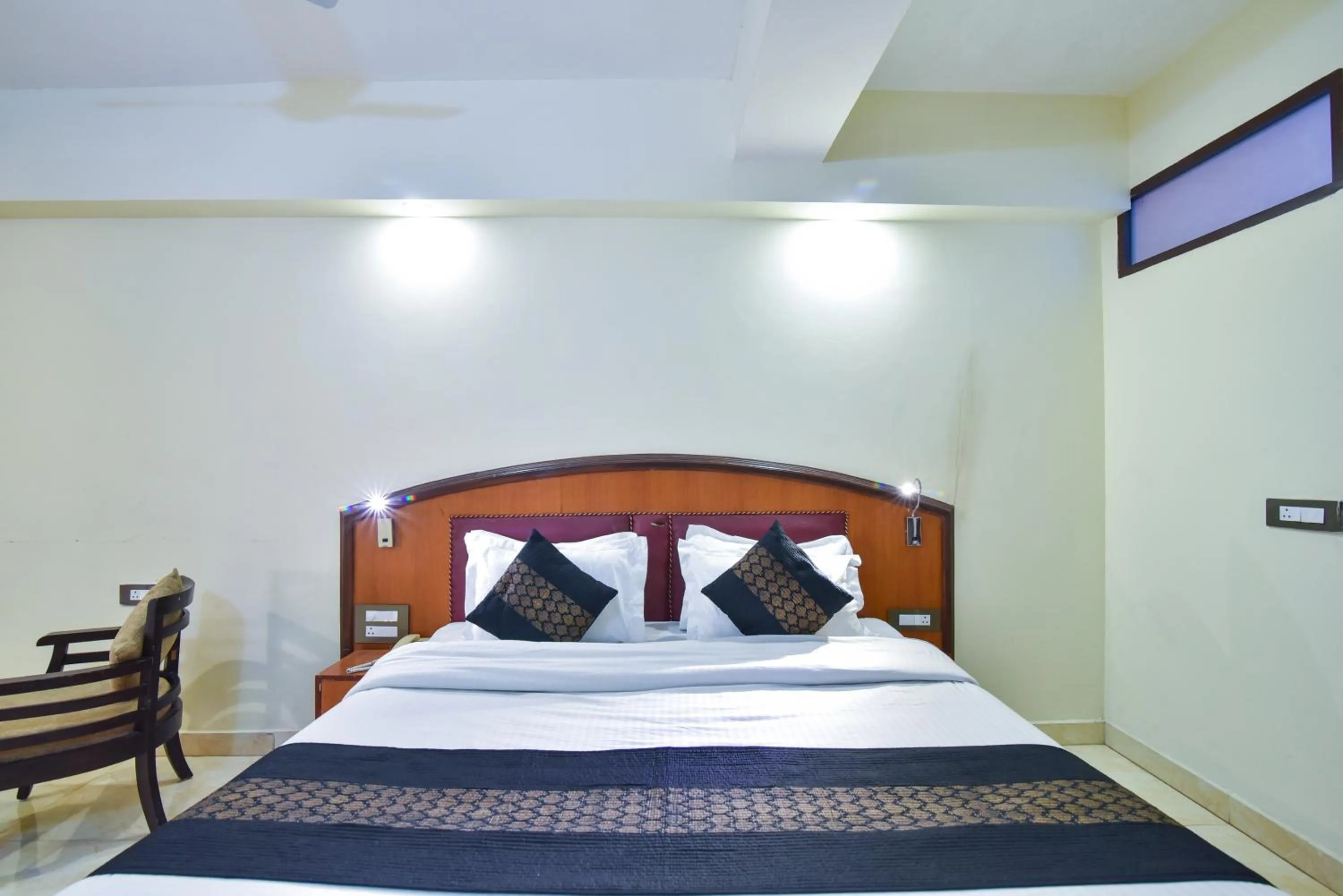 Bedroom, Bed in Hotel M AND RESORT